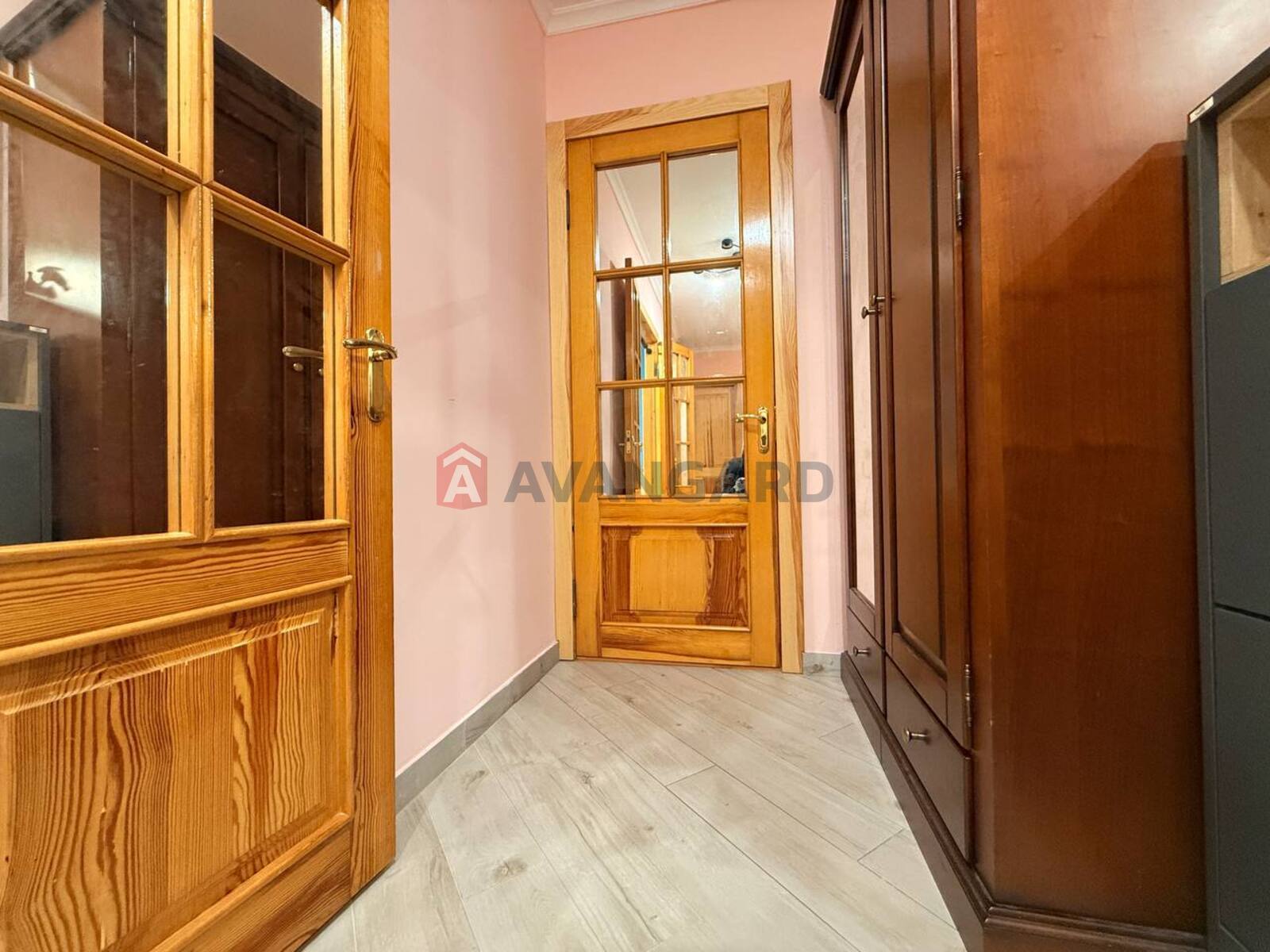 2 кім. квартира, 55/10/28 кв. м., 9/10 поверх фото 9 2 кім. квартира, 55/10/28 кв. м., 9/10 поверх фото 9