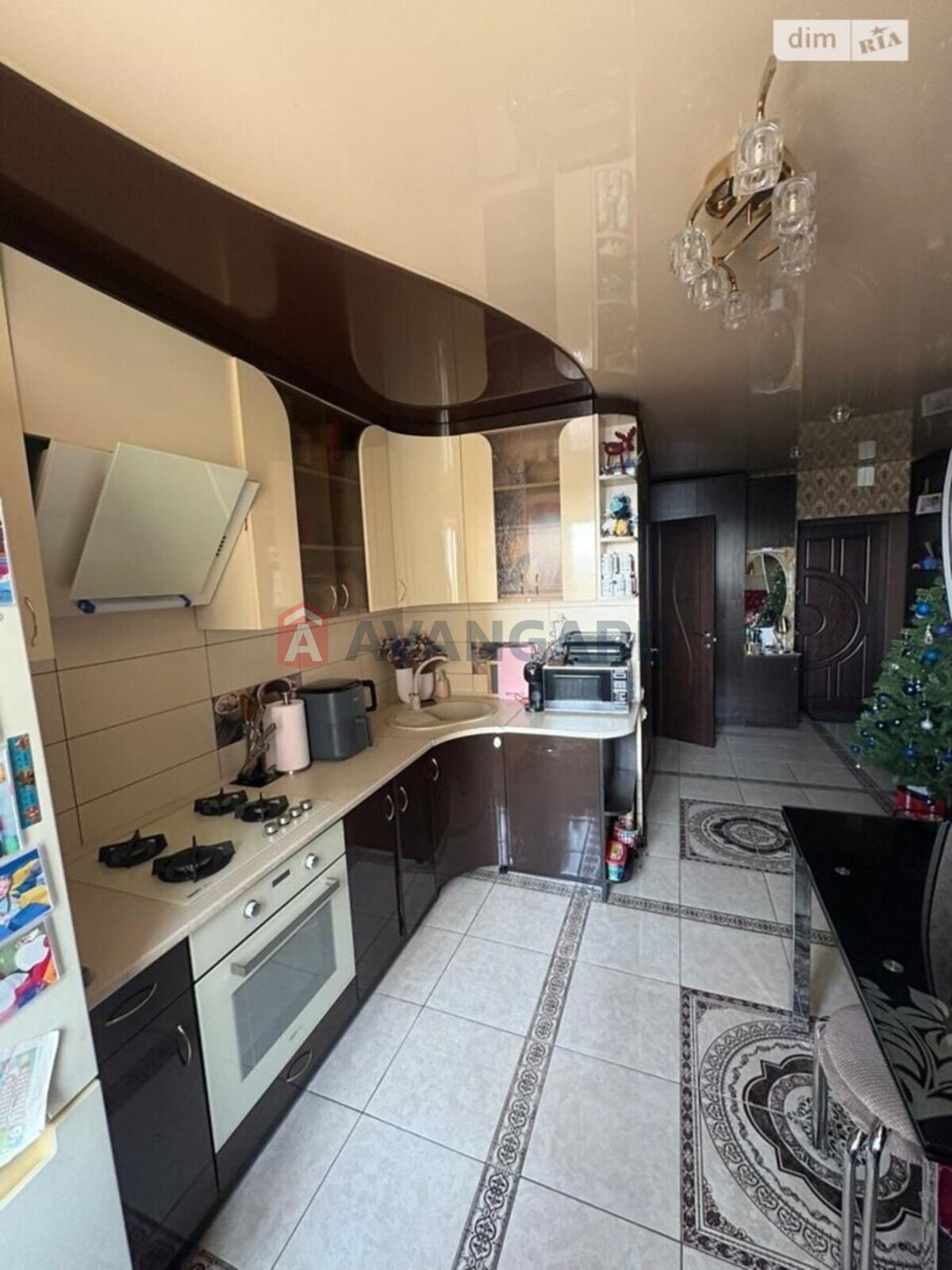 2 кім. квартира, 54/-/- кв. м., 7/11 поверх фото 1 2 кім. квартира, 54/-/- кв. м., 7/11 поверх фото 1