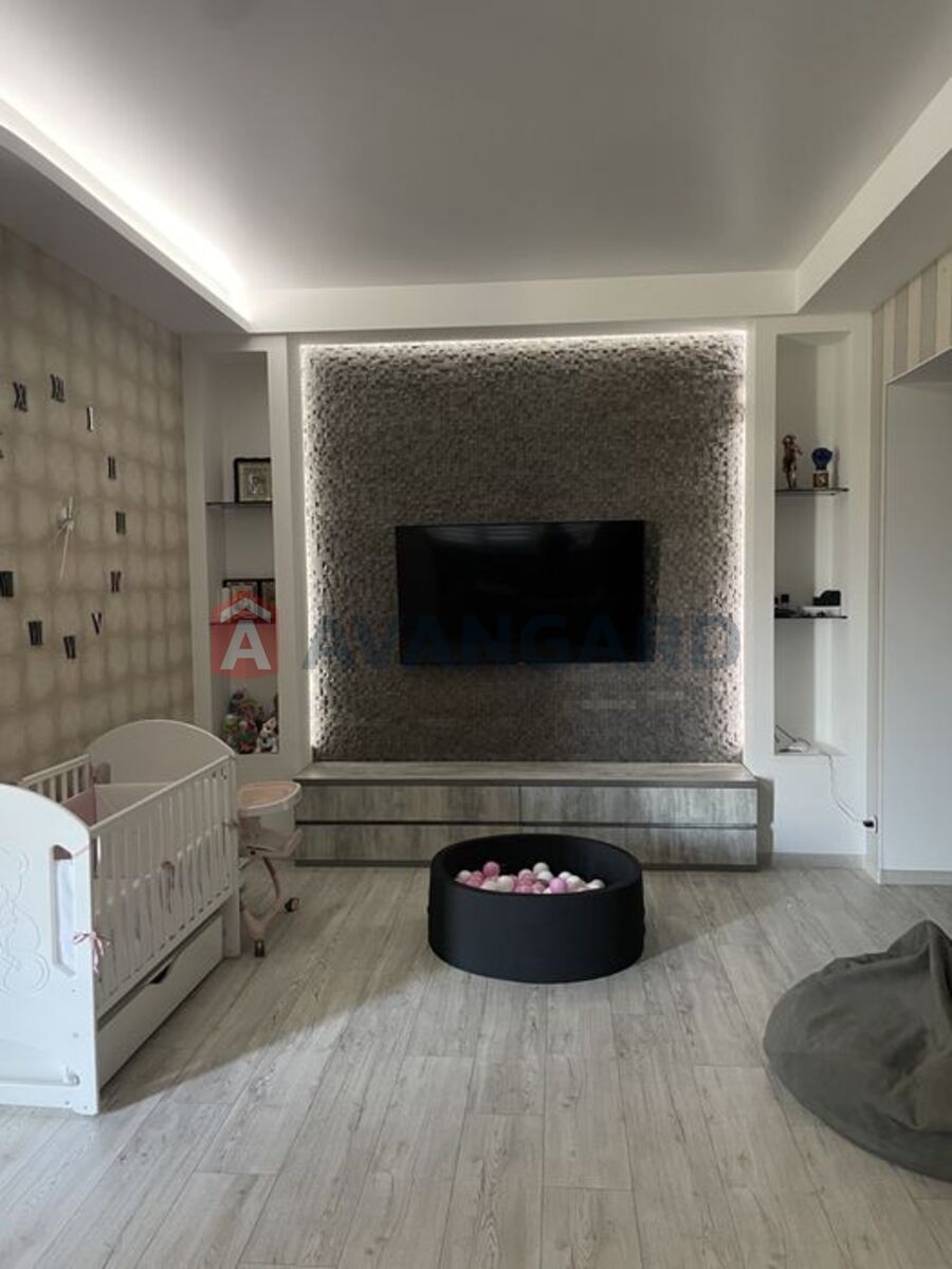 2 кім. квартира, 75/55/20 кв. м., 9/14 поверх фото 4 2 кім. квартира, 75/55/20 кв. м., 9/14 поверх фото 4