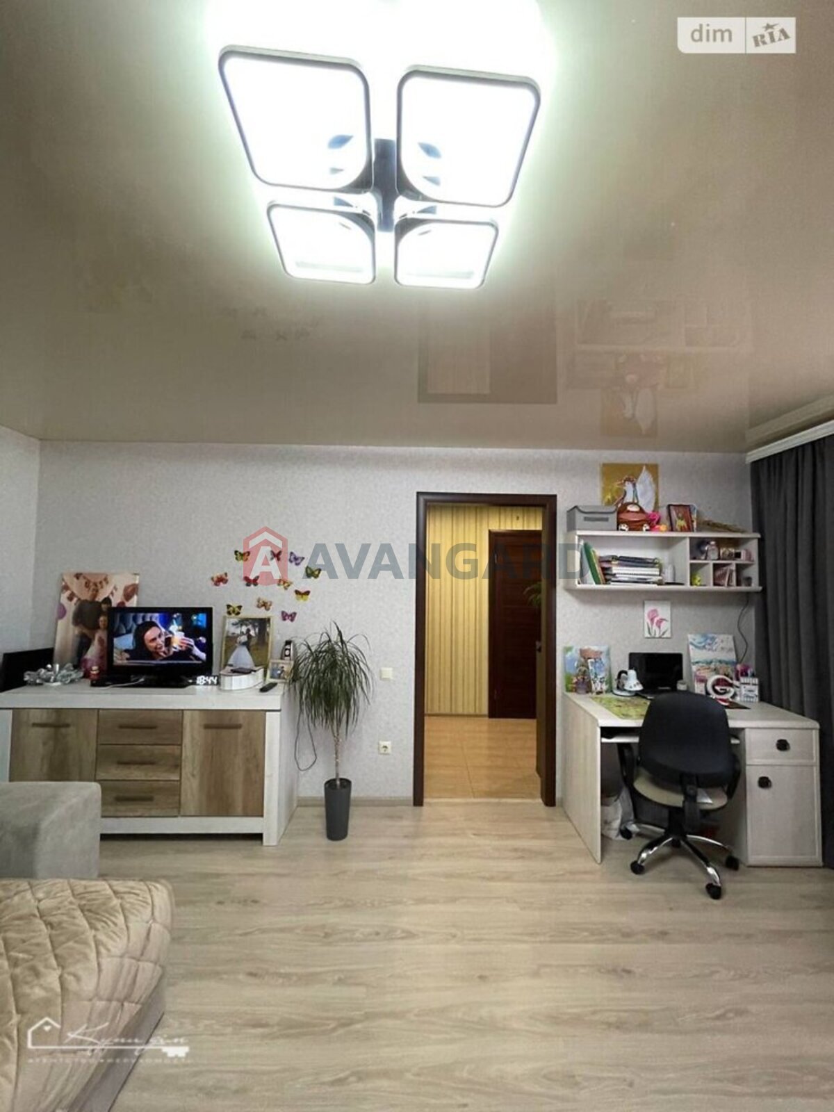 1 комн. квартира, 52/-/- кв. м., 10/10 этаж фото 6 1 комн. квартира, 52/-/- кв. м., 10/10 этаж фото 6