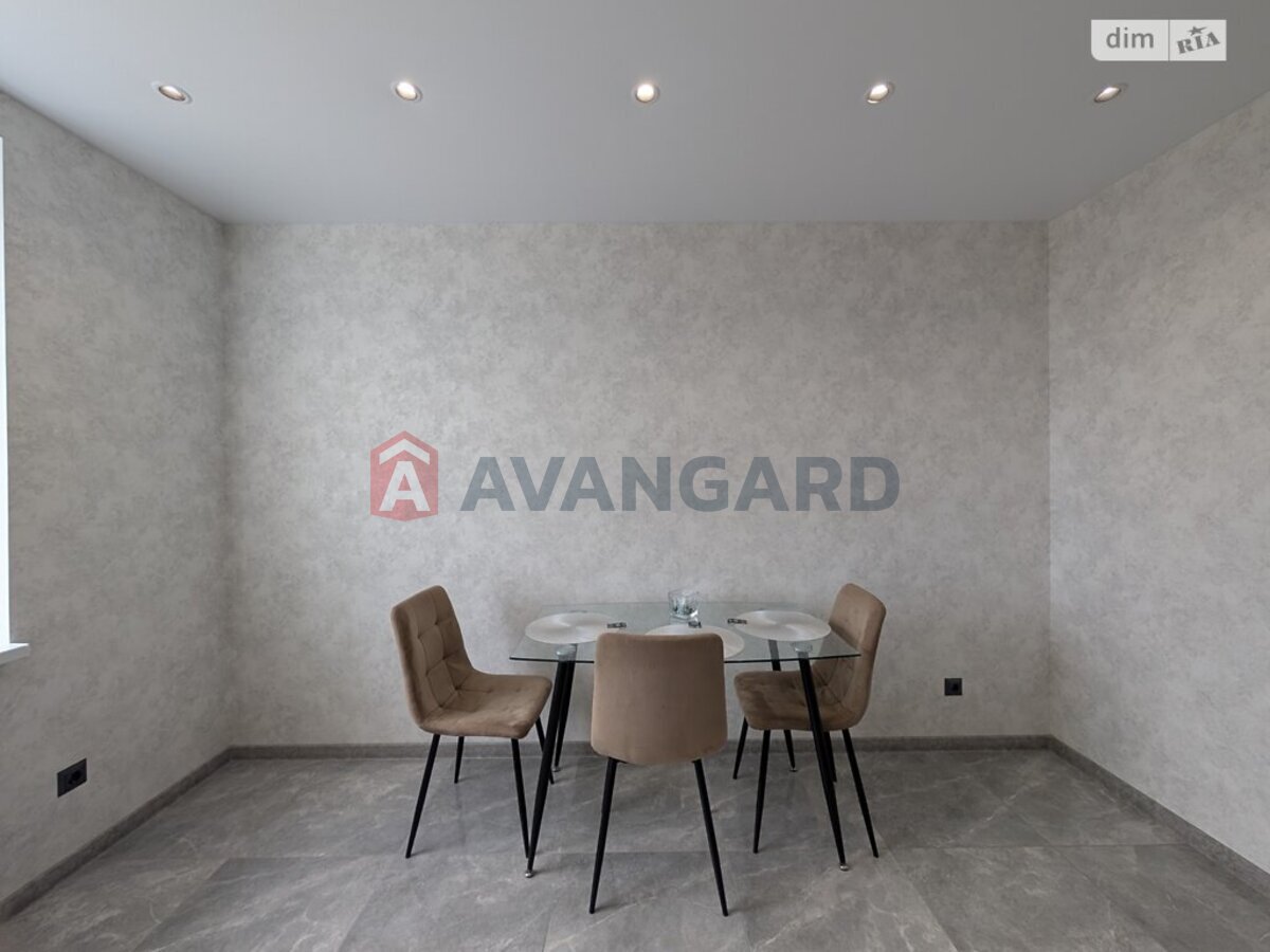 2 кім. квартира, 72/35/14 кв. м., 7/8 поверх фото 8 2 кім. квартира, 72/35/14 кв. м., 7/8 поверх фото 8