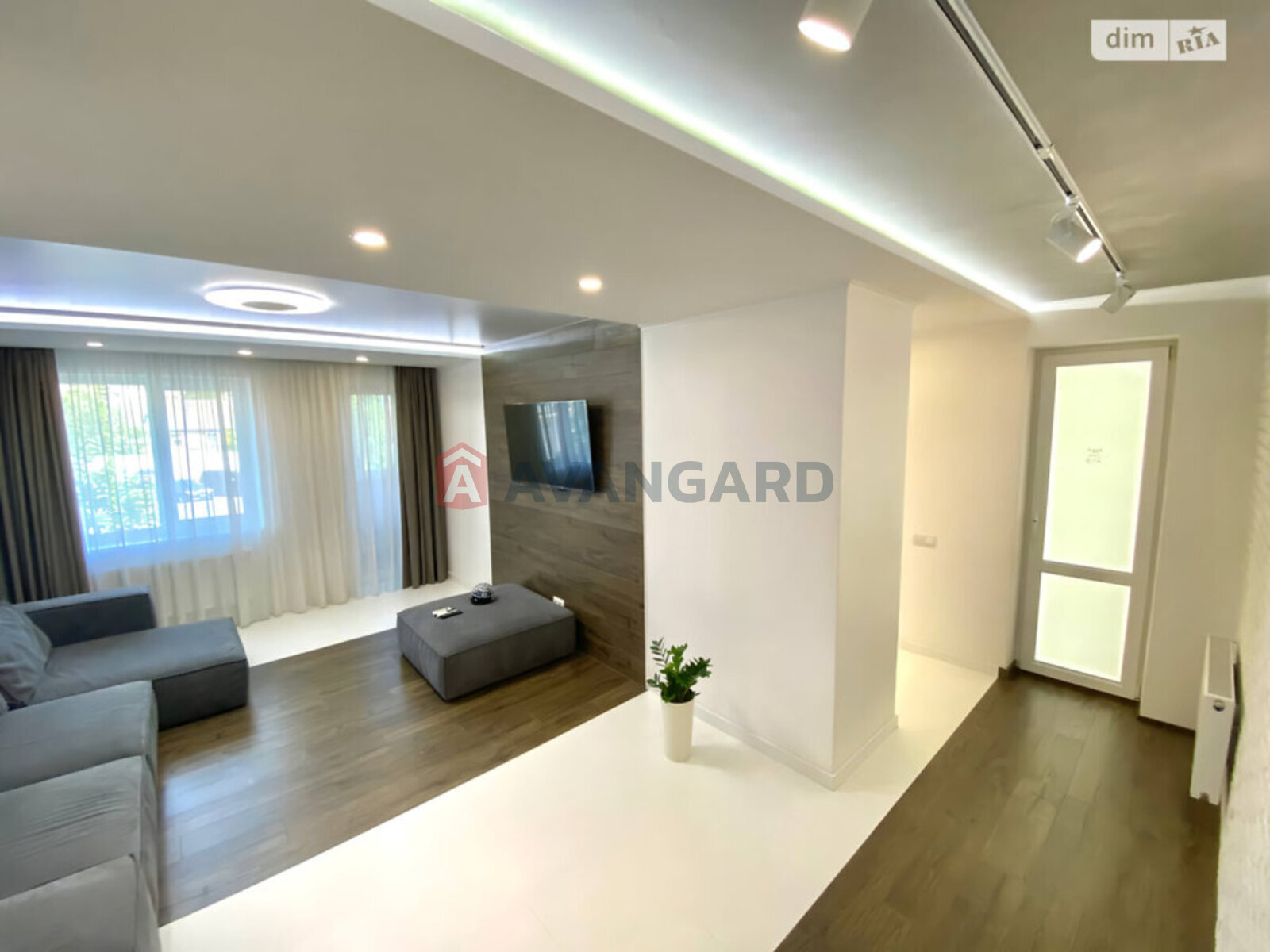 3 кім. квартира, 90/43/- кв. м., 2/9 поверх фото 3 3 кім. квартира, 90/43/- кв. м., 2/9 поверх фото 3