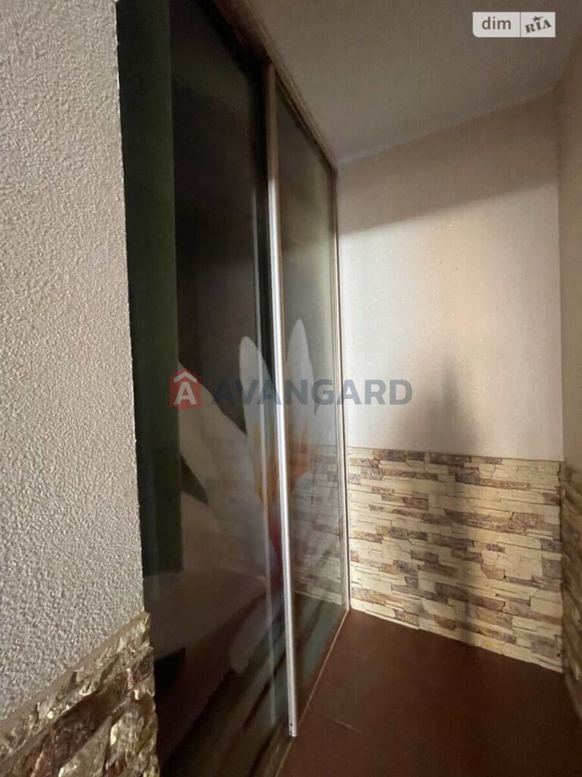 2 кім. квартира, 75/38/- кв. м., 8/11 поверх фото 16 2 кім. квартира, 75/38/- кв. м., 8/11 поверх фото 16