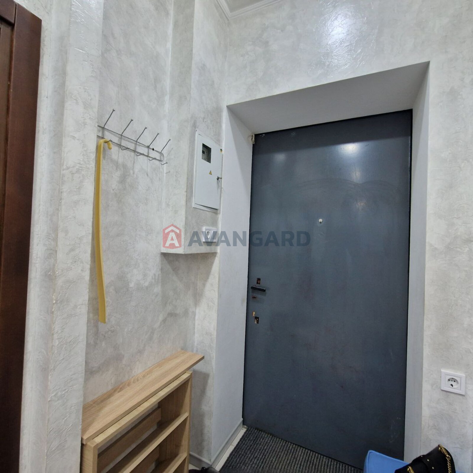 3 комн. квартира, 80,2/-/10 кв. м., 1/2 этаж фото 5 3 комн. квартира, 80,2/-/10 кв. м., 1/2 этаж фото 5