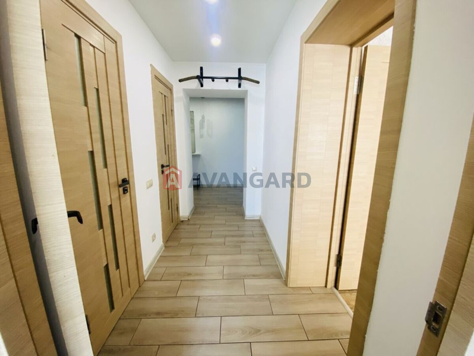 2 комн. квартира, 74/-/11 кв. м., 1/10 этаж фото 8 2 комн. квартира, 74/-/11 кв. м., 1/10 этаж фото 8