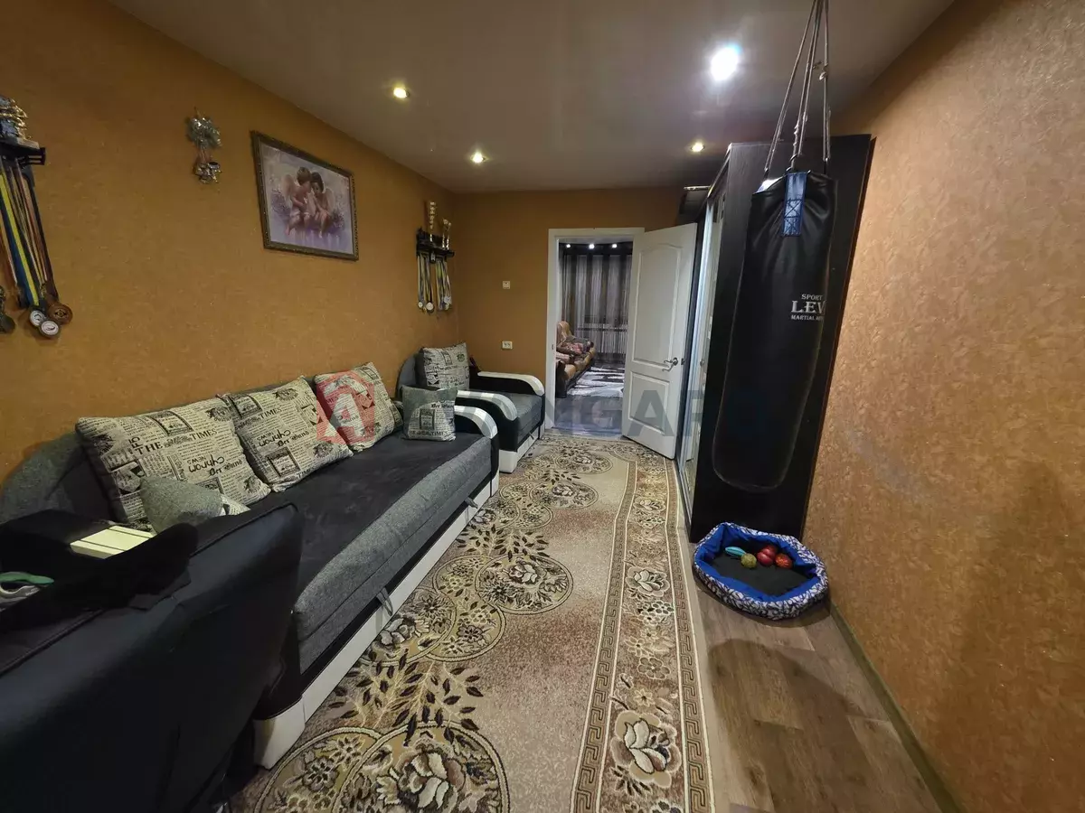 3 кім. квартира, 67/-/8 кв. м., 9/10 поверх фото 3 3 кім. квартира, 67/-/8 кв. м., 9/10 поверх фото 3