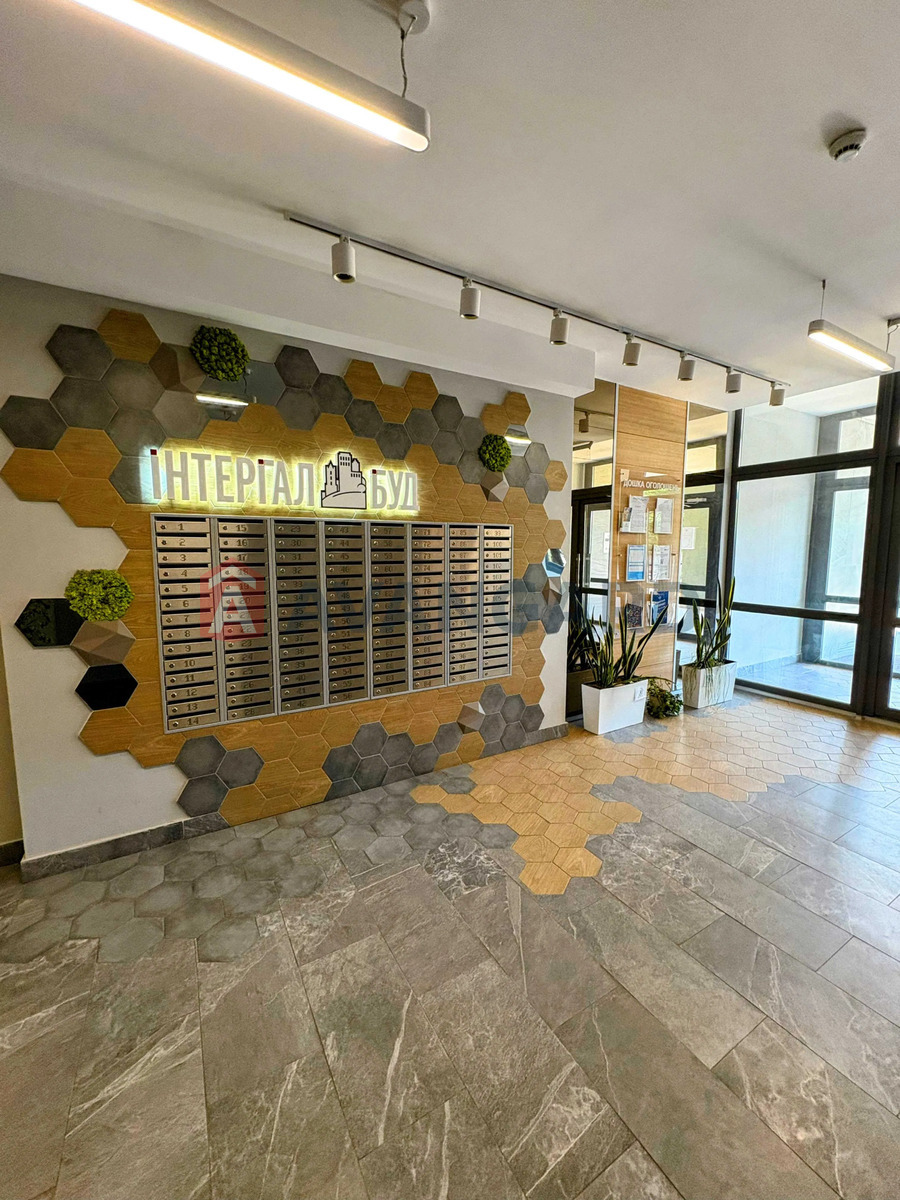 3 кім. квартира, 84/-/14 кв. м., 18/25 поверх фото 19 3 кім. квартира, 84/-/14 кв. м., 18/25 поверх фото 19