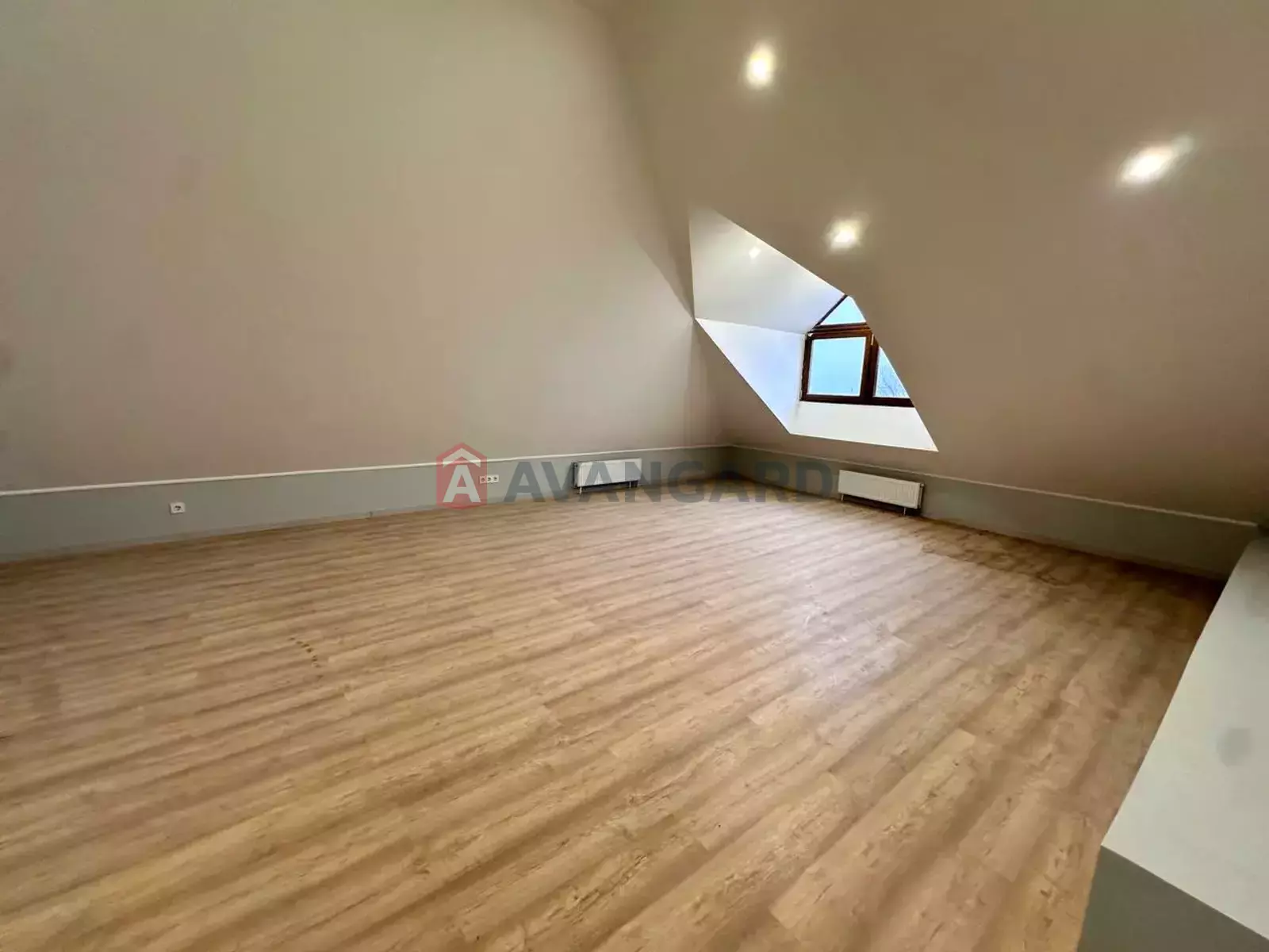 3 комн. квартира, 142/95/14 кв. м., 5/5 этаж фото 5 3 комн. квартира, 142/95/14 кв. м., 5/5 этаж фото 5