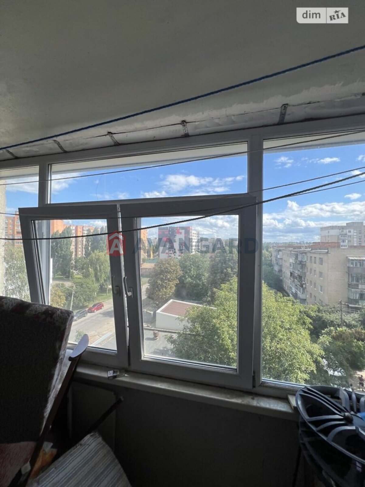 3 кім. квартира, 66/-/8 кв. м., 6/9 поверх фото 2 3 кім. квартира, 66/-/8 кв. м., 6/9 поверх фото 2