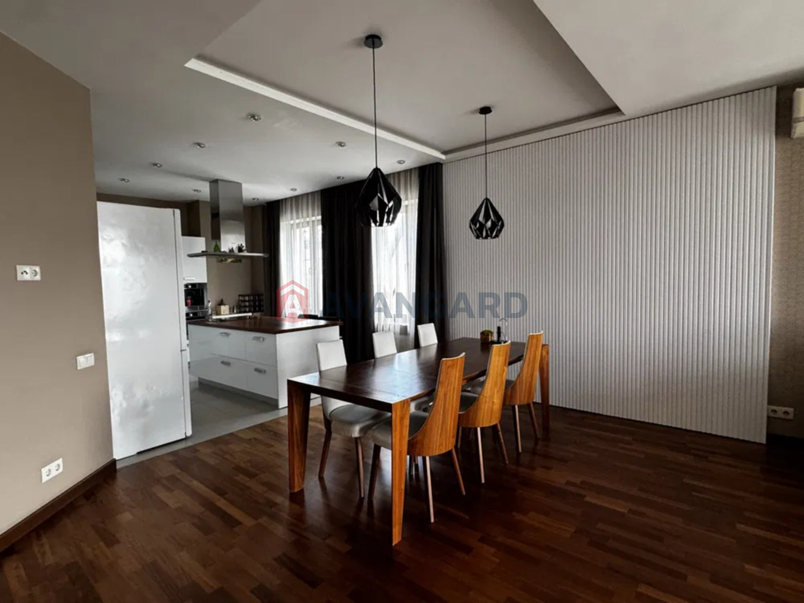 3 кім. квартира, 125/-/30 кв. м., 3/5 поверх фото 2 3 кім. квартира, 125/-/30 кв. м., 3/5 поверх фото 2