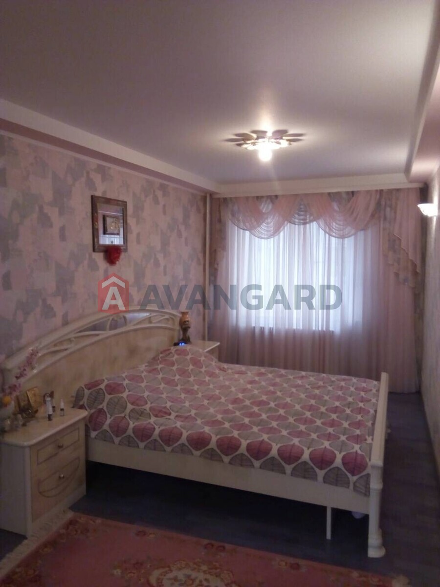 5 комн. квартира, 180/-/- кв. м., 4/5 этаж фото 4 5 комн. квартира, 180/-/- кв. м., 4/5 этаж фото 4