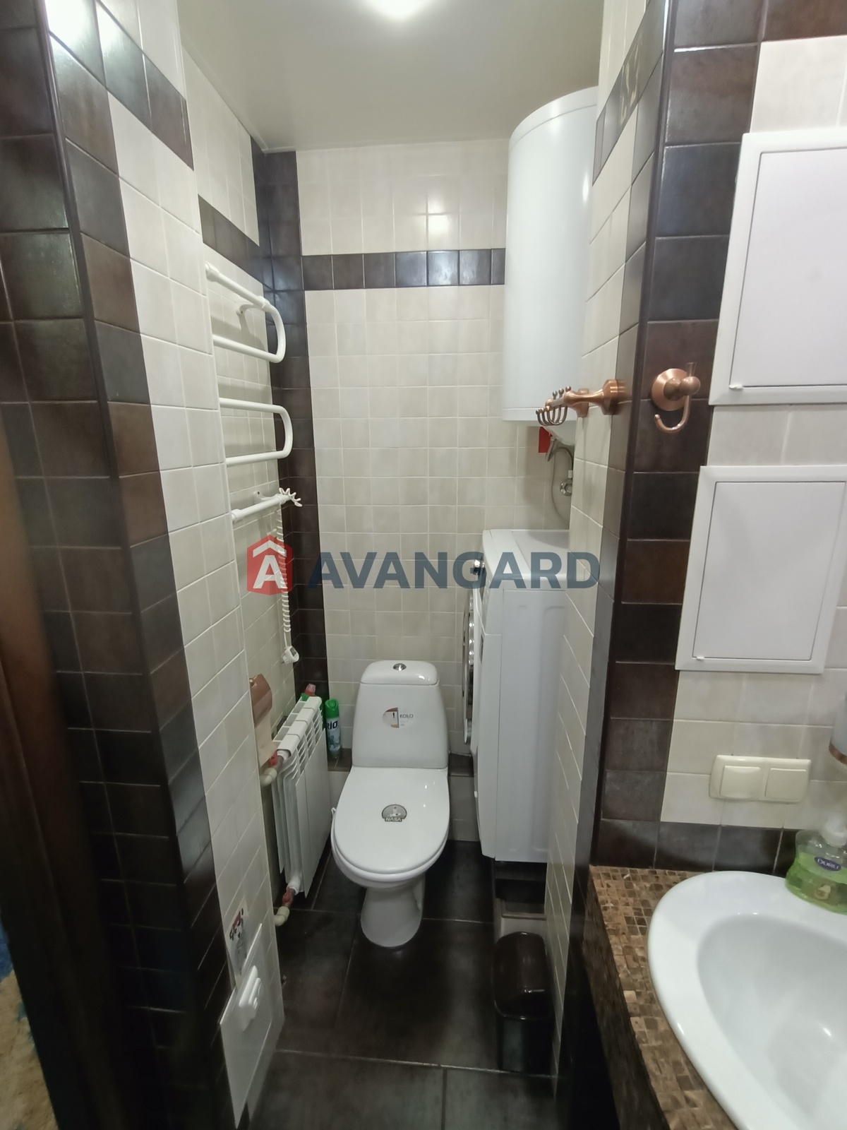 3 кім. квартира, 67/40/10 кв. м., 9/9 поверх фото 8 3 кім. квартира, 67/40/10 кв. м., 9/9 поверх фото 8