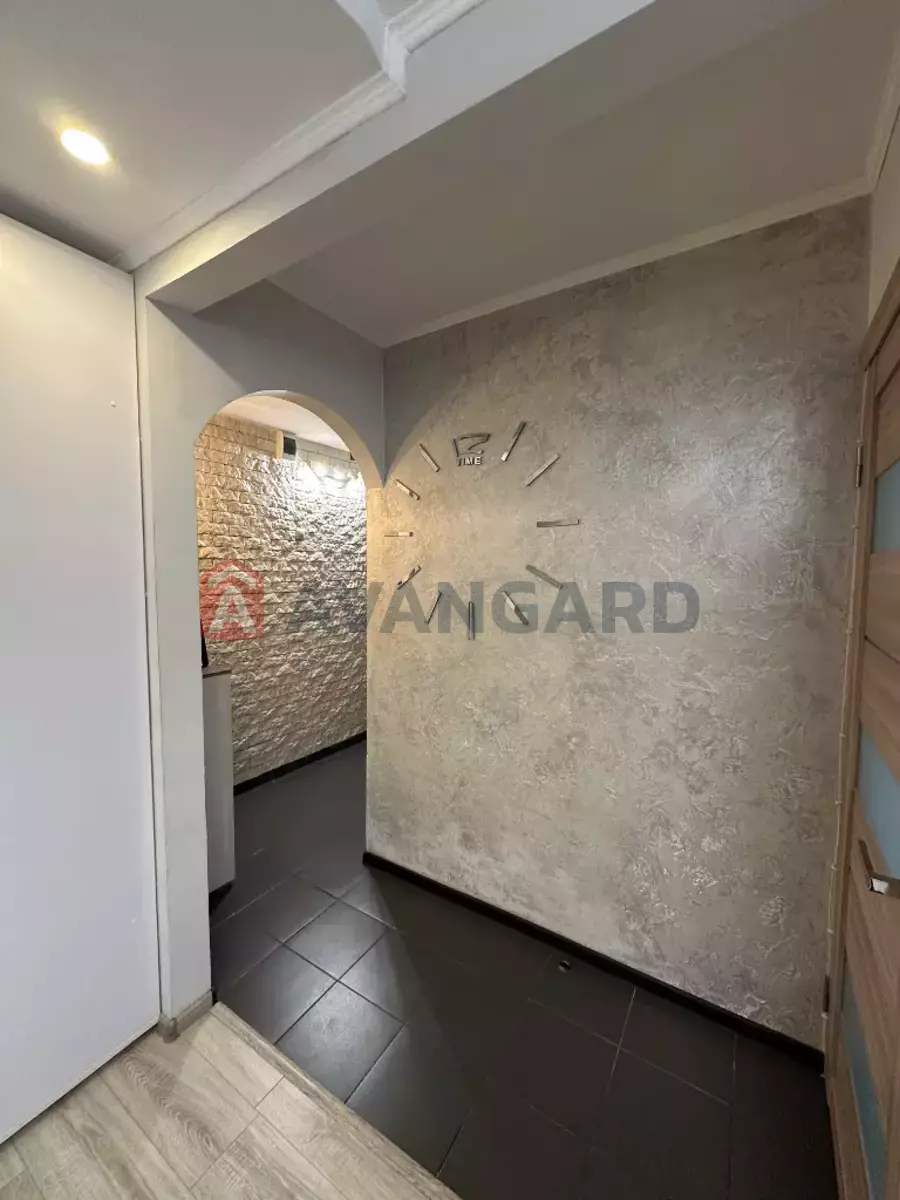 2 кім. квартира, 46/-/- кв. м., 2/5 поверх фото 4 2 кім. квартира, 46/-/- кв. м., 2/5 поверх фото 4