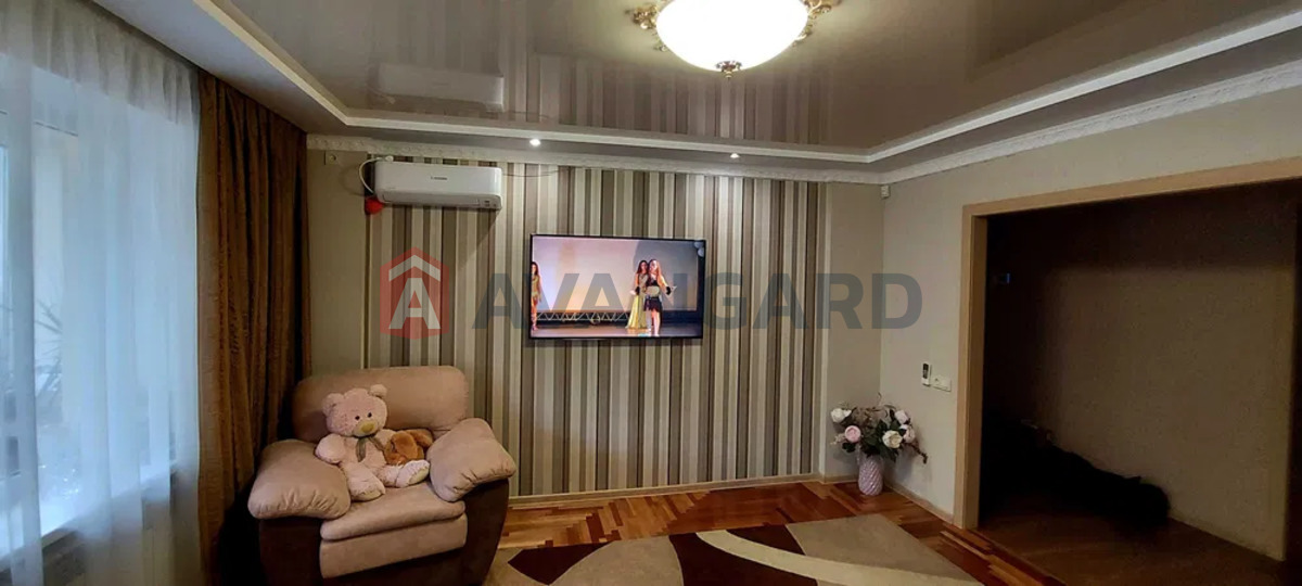 4 кім. квартира, 86/-/9 кв. м., 1/9 поверх фото 2 4 кім. квартира, 86/-/9 кв. м., 1/9 поверх фото 2