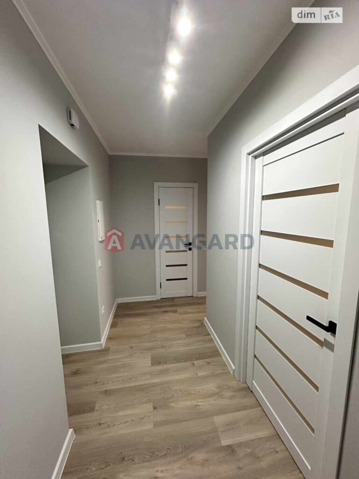 1 кім. квартира, 42/15/11 кв. м., 1/9 поверх фото 2 1 кім. квартира, 42/15/11 кв. м., 1/9 поверх фото 2