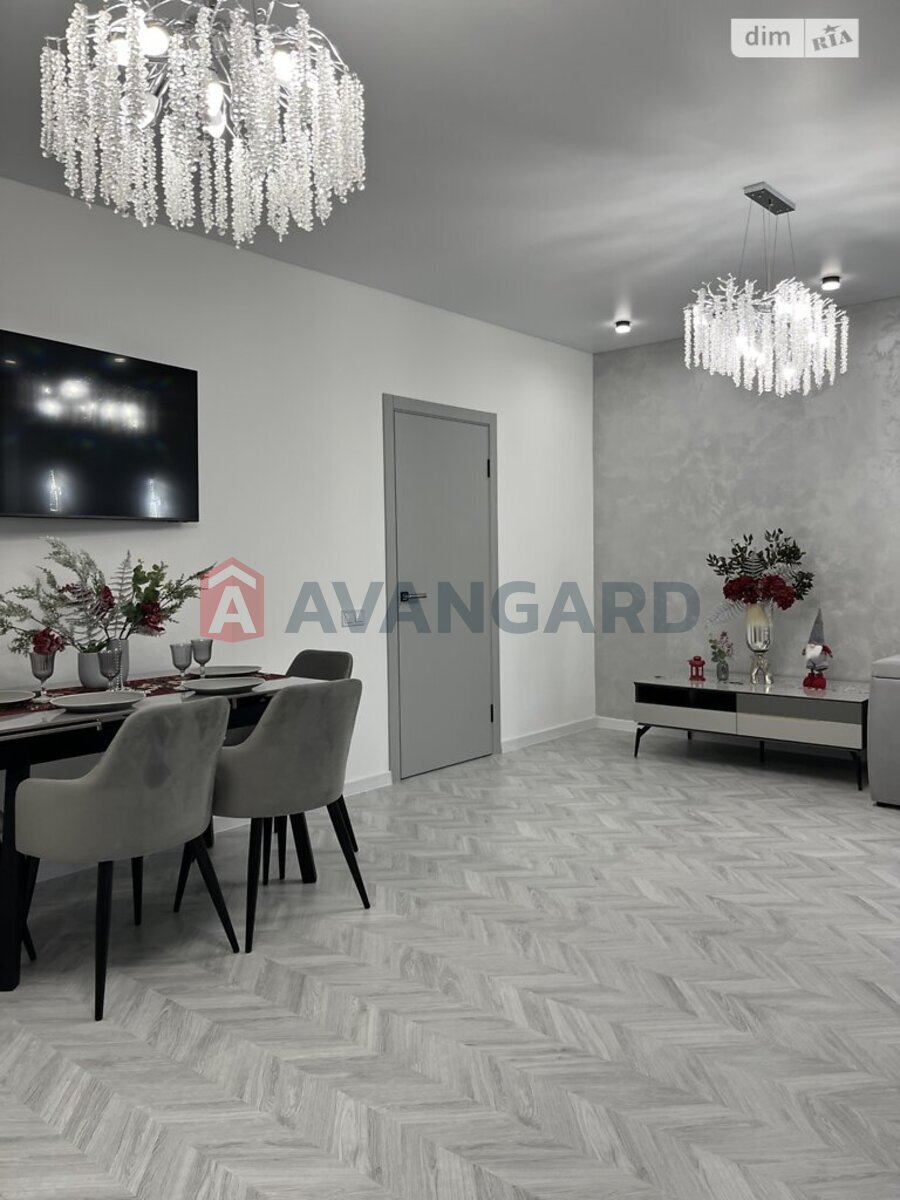 3 кім. квартира, 81/50/29 кв. м., 2/8 поверх фото 16 3 кім. квартира, 81/50/29 кв. м., 2/8 поверх фото 16