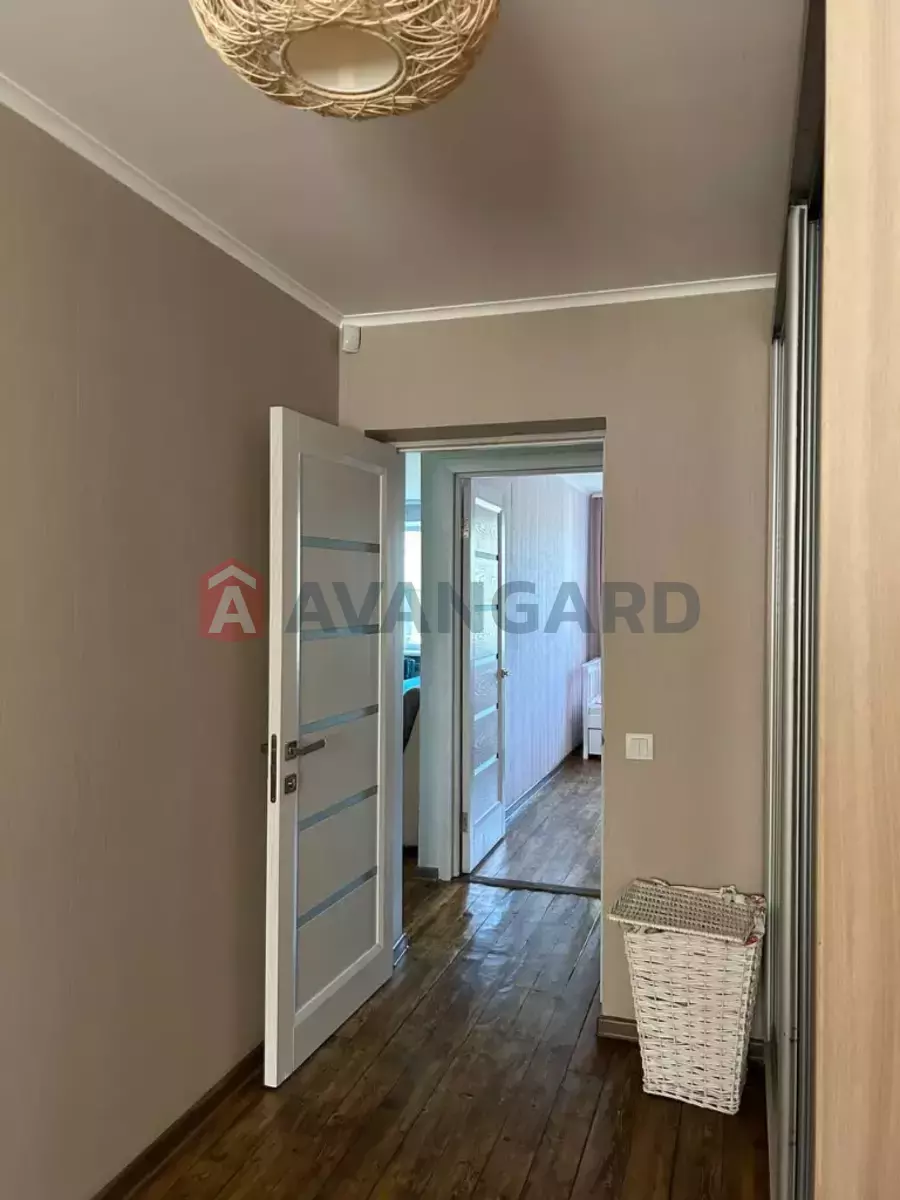 3 кім. квартира, 57/41/5 кв. м., 5/5 поверх фото 14 3 кім. квартира, 57/41/5 кв. м., 5/5 поверх фото 14