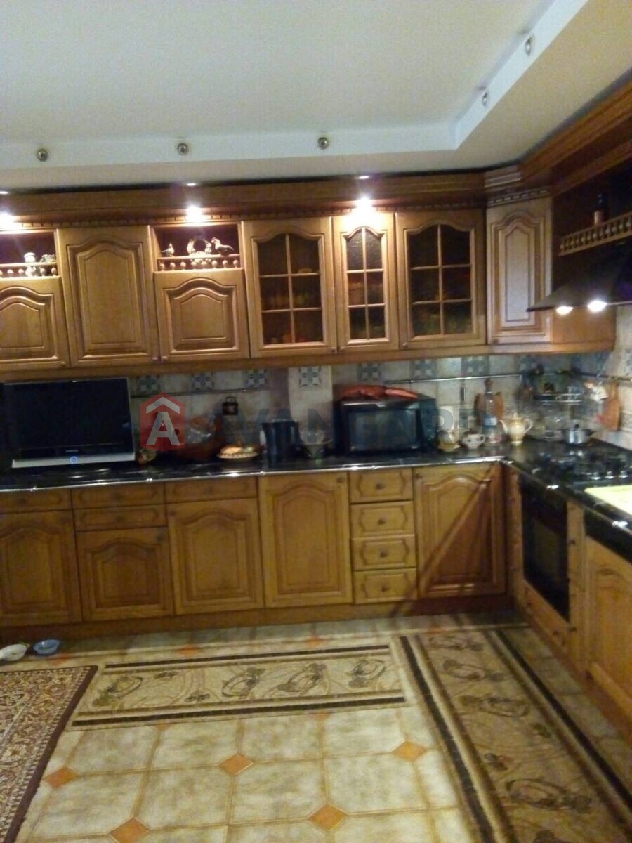 5 комн. квартира, 180/-/- кв. м., 4/5 этаж фото 15 5 комн. квартира, 180/-/- кв. м., 4/5 этаж фото 15
