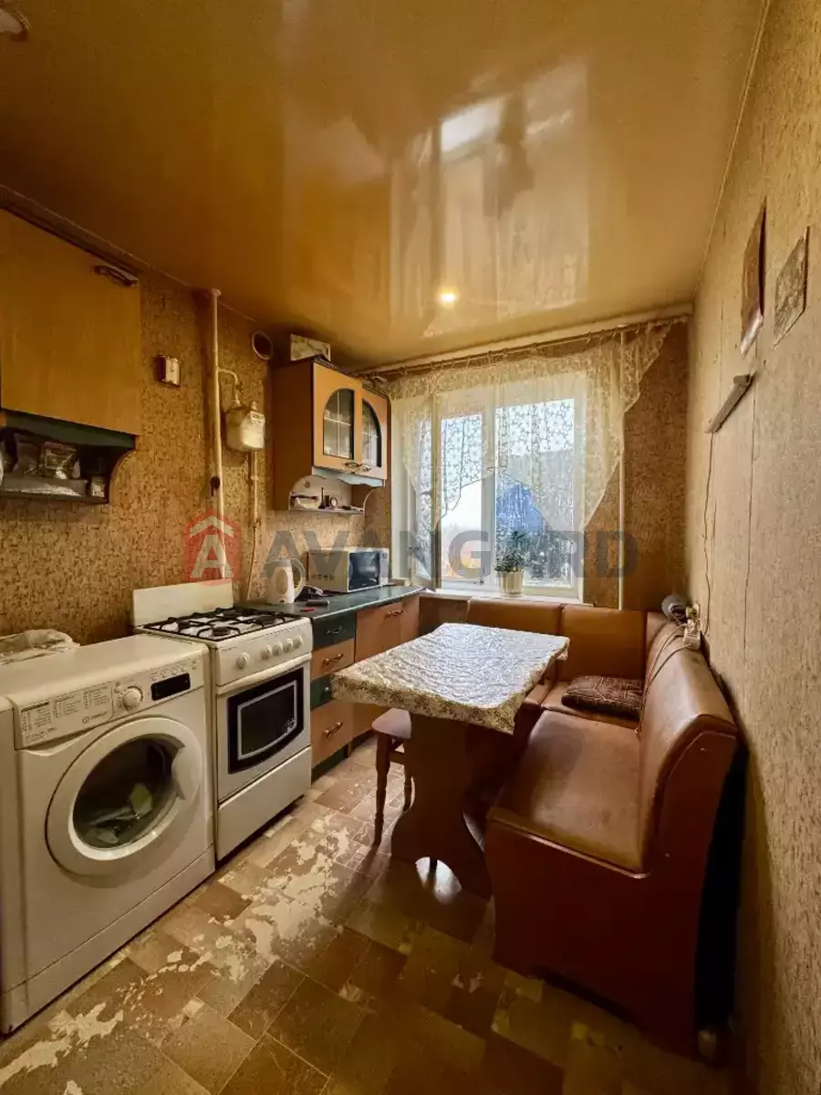 2 кім. квартира, 45/-/7 кв. м., 8/9 поверх фото 1 2 кім. квартира, 45/-/7 кв. м., 8/9 поверх фото 1