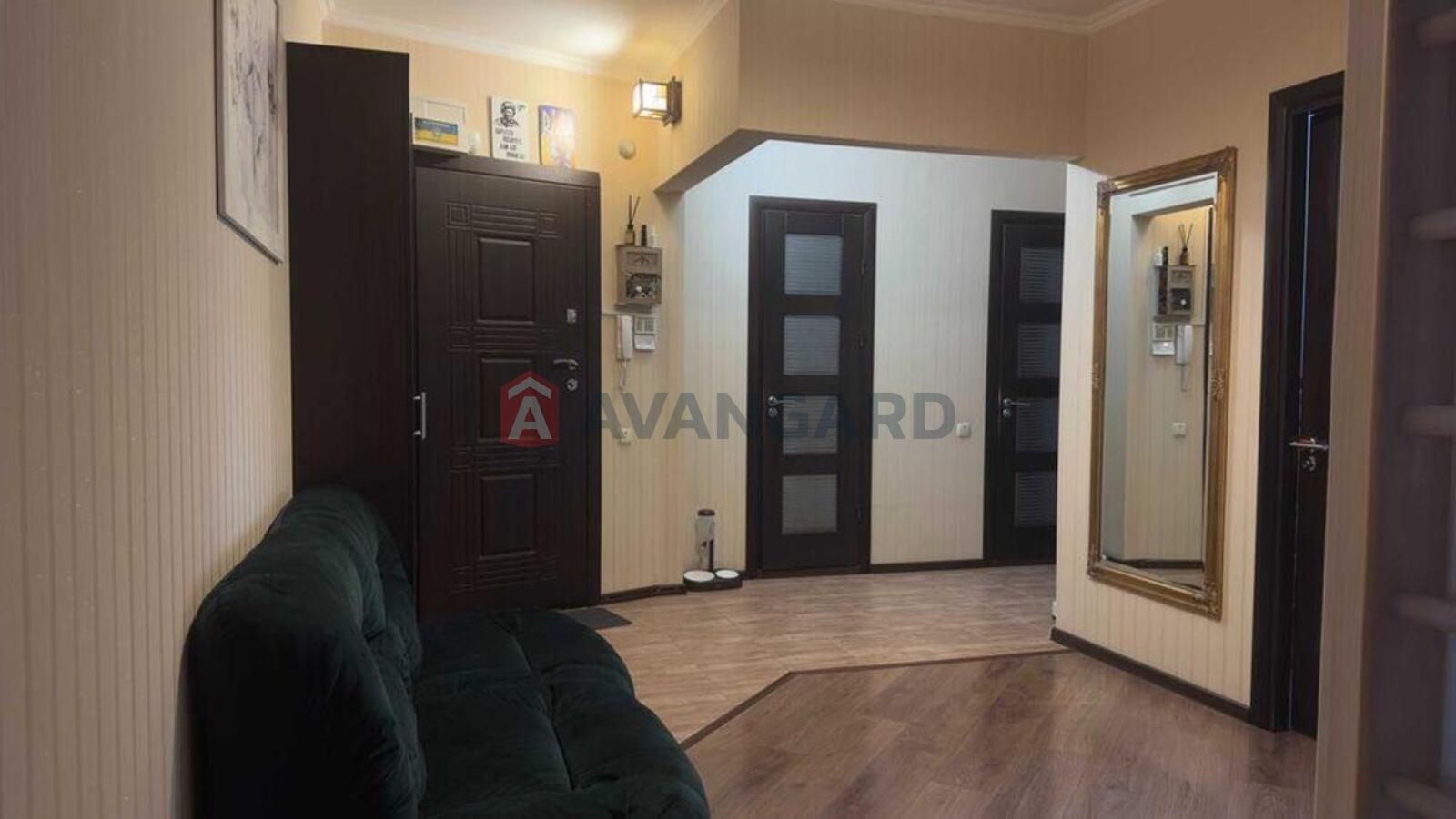 3 комн. квартира, 83/-/8 кв. м., 4/8 этаж фото 5 3 комн. квартира, 83/-/8 кв. м., 4/8 этаж фото 5