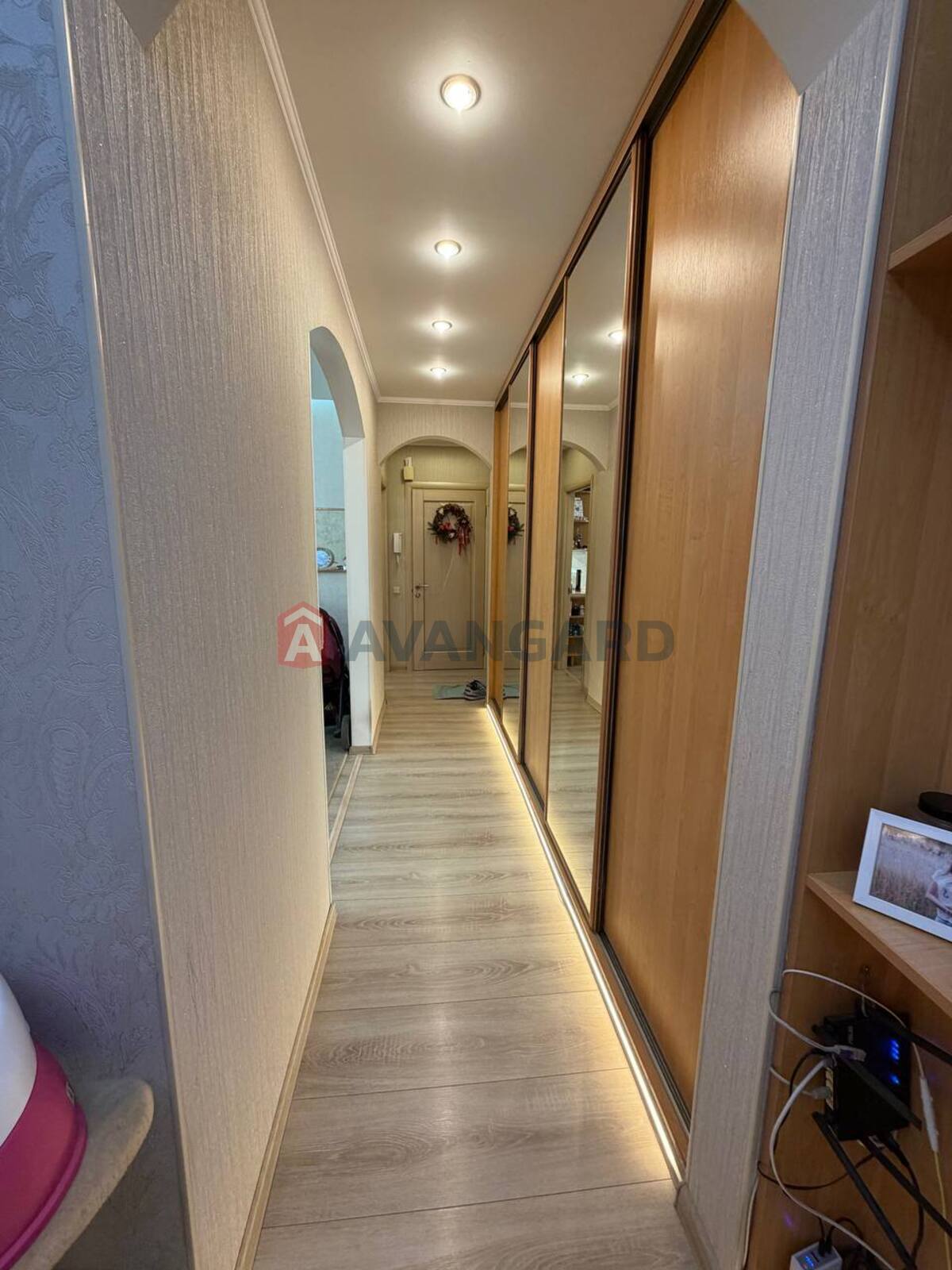 3 комн. квартира, 70/-/8 кв. м., 3/9 этаж фото 7 3 комн. квартира, 70/-/8 кв. м., 3/9 этаж фото 7