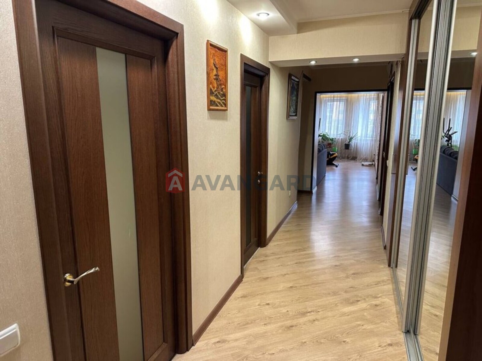 4 кім. квартира, 108/-/17 кв. м., 5/7 поверх фото 14 4 кім. квартира, 108/-/17 кв. м., 5/7 поверх фото 14