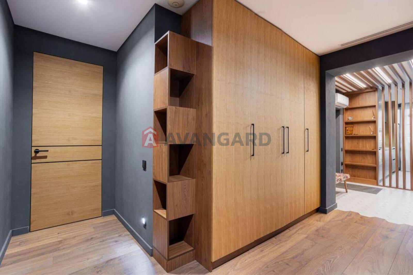 4 кім. квартира, 152/-/67 кв. м., 6/6 поверх фото 5 4 кім. квартира, 152/-/67 кв. м., 6/6 поверх фото 5