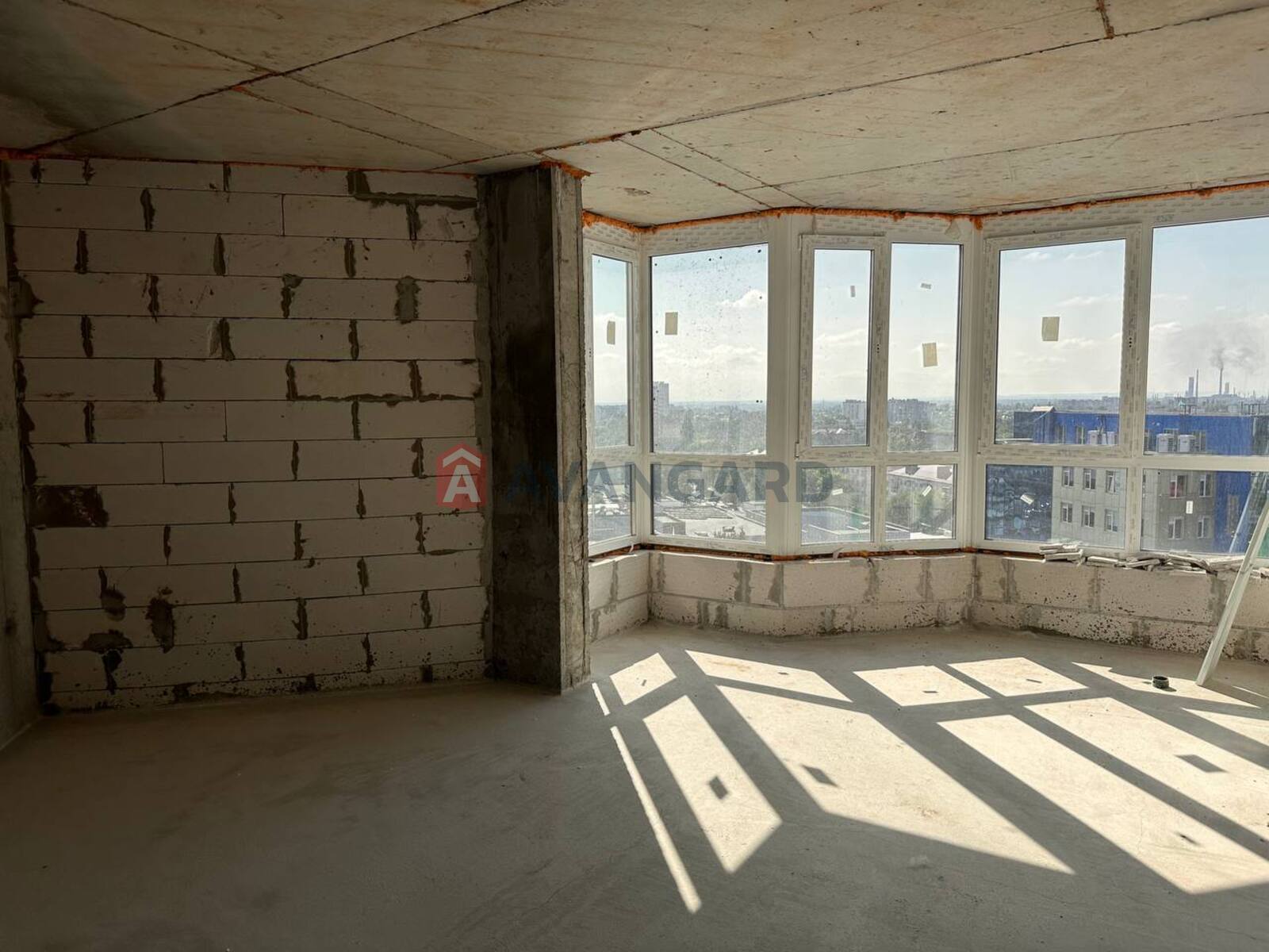 3 кім. квартира, 109/51/11 кв. м., 13/17 поверх фото 4 3 кім. квартира, 109/51/11 кв. м., 13/17 поверх фото 4