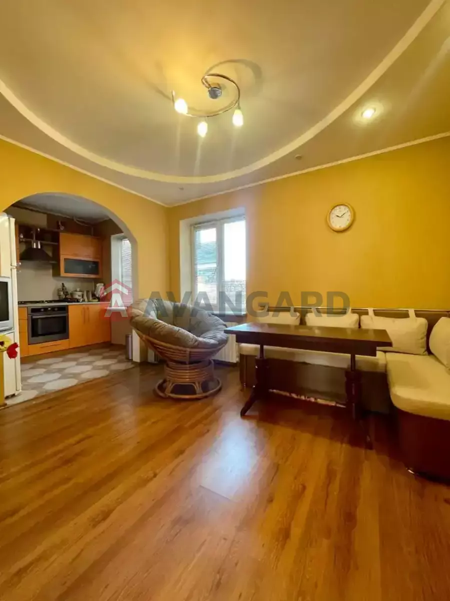 2 кім. квартира, 65/28/5 кв. м., 6/9 поверх фото 2 2 кім. квартира, 65/28/5 кв. м., 6/9 поверх фото 2