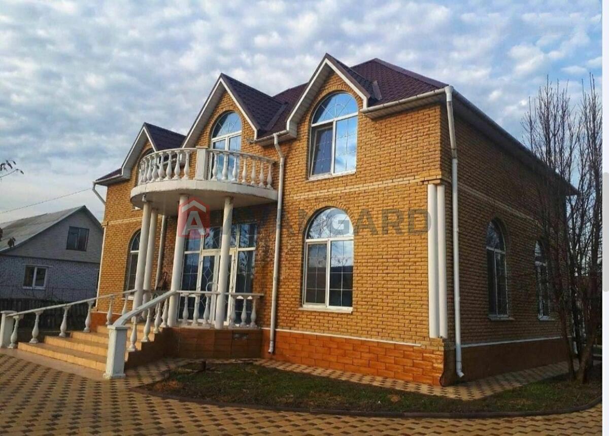 Будинок, 230 кв.м. фото 3 Будинок, 230 кв.м. фото 3