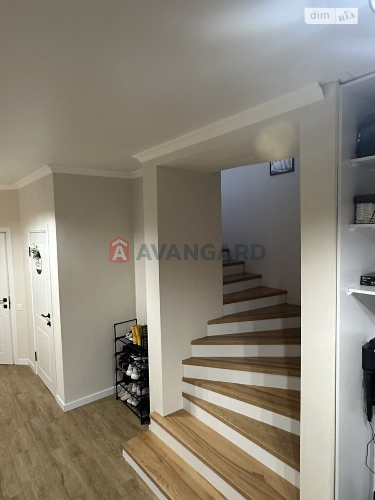 Будинок, 220 кв.м. фото 13 Будинок, 220 кв.м. фото 13