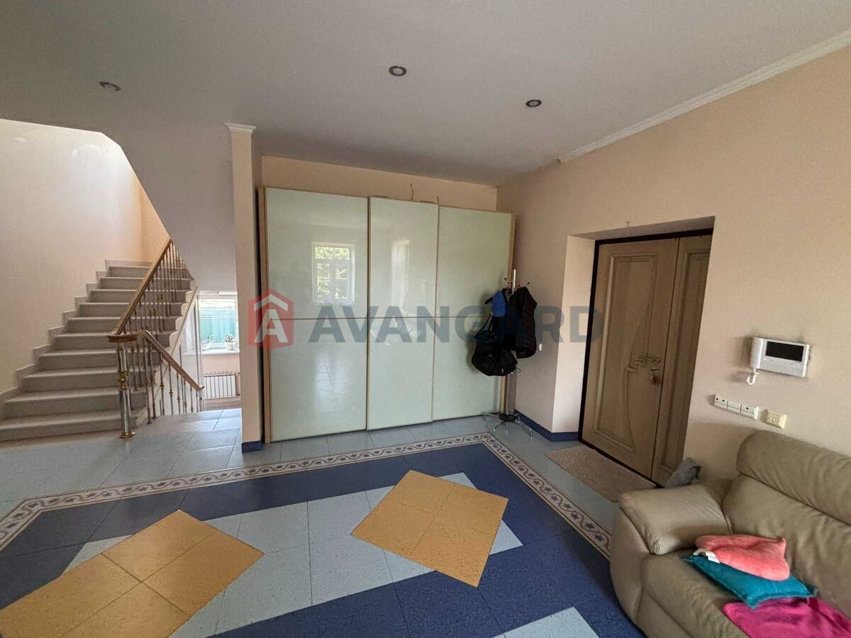 Дом, 420 кв.м. фото 9 Дом, 420 кв.м. фото 9