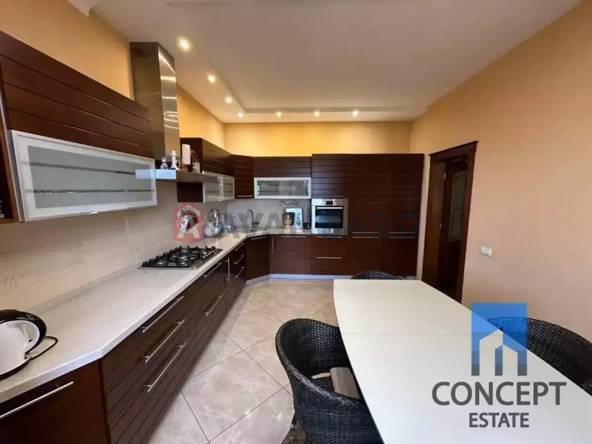 Дом, 243 кв.м. фото 8 Дом, 243 кв.м. фото 8