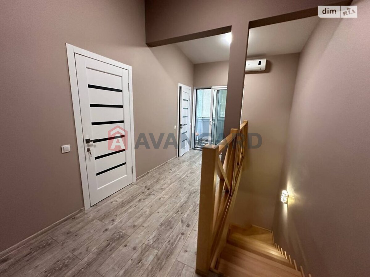 Таунхаус, 160 кв.м. фото 9 Таунхаус, 160 кв.м. фото 9