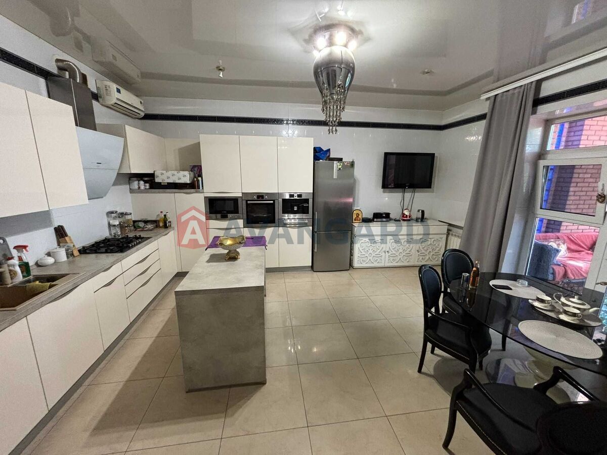 Дом, 420 кв.м. фото 7 Дом, 420 кв.м. фото 7