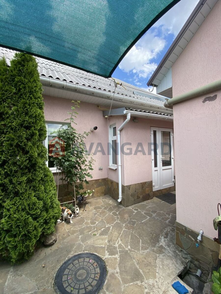 Будинок, 130 кв.м. фото 1 Будинок, 130 кв.м. фото 1