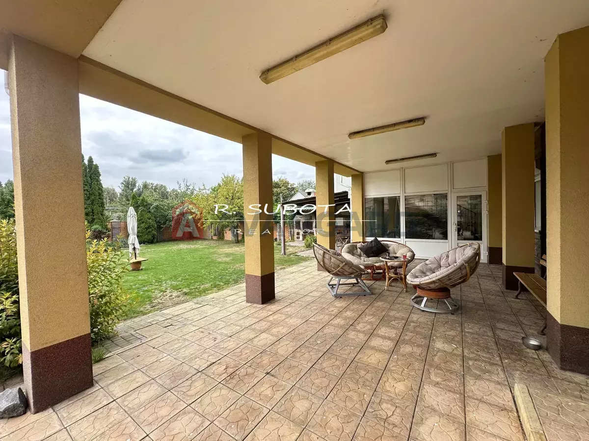 Будинок, 240 кв.м. фото 2 Будинок, 240 кв.м. фото 2