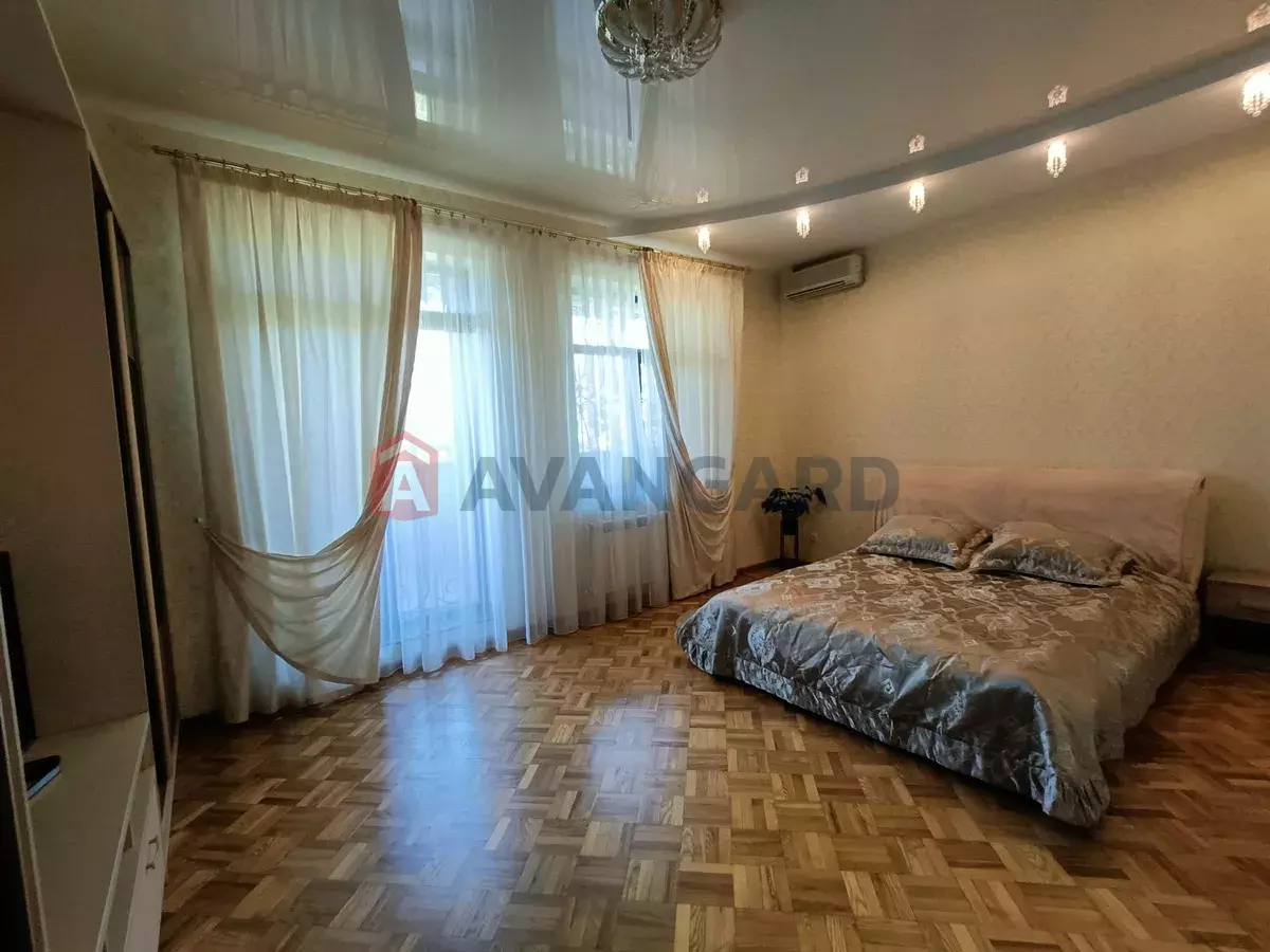 Дом, 380 кв.м. фото 8 Дом, 380 кв.м. фото 8