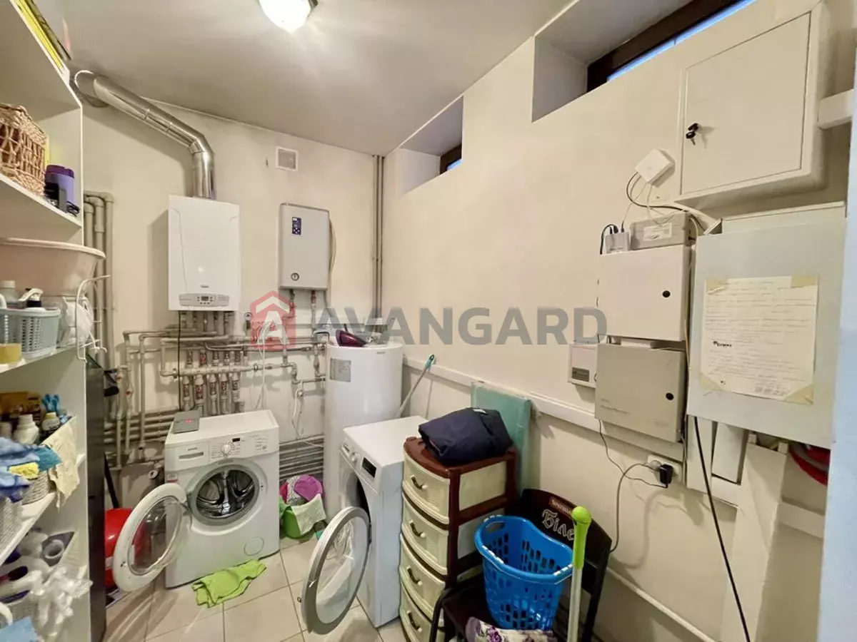 Будинок, 240 кв.м. фото 12 Будинок, 240 кв.м. фото 12