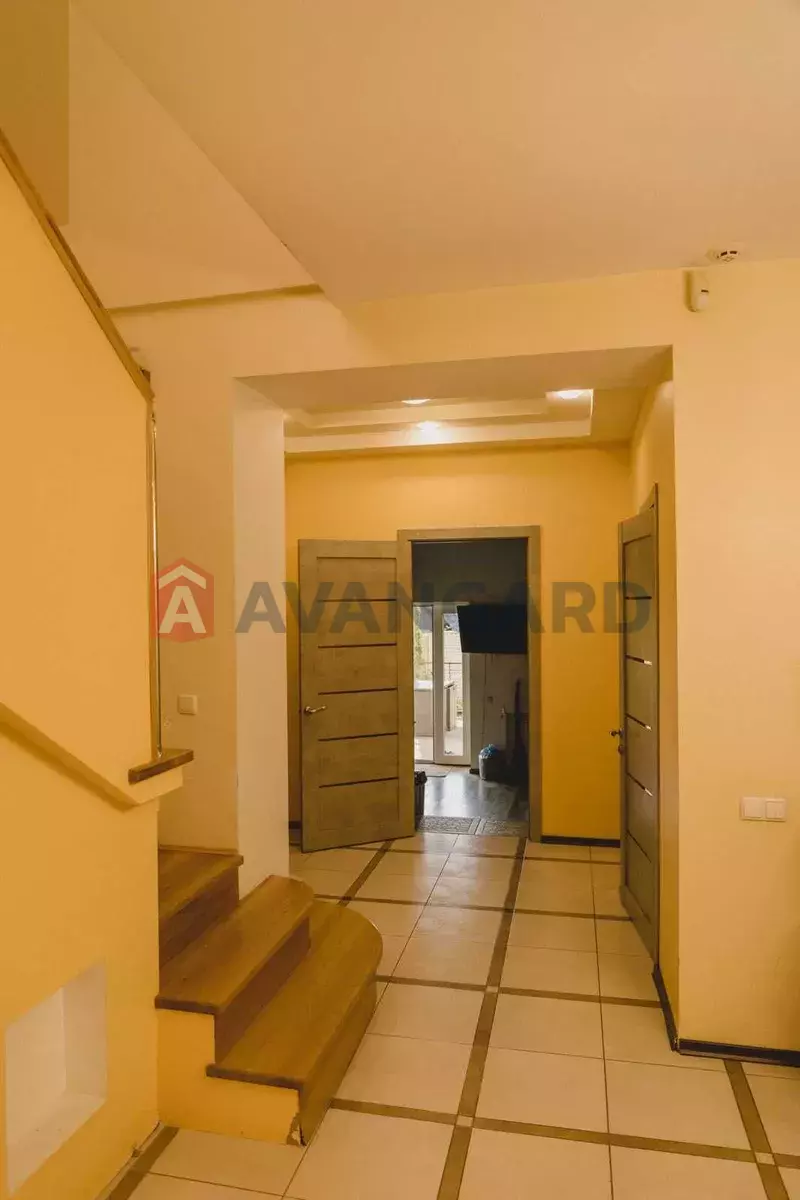 Будинок, 220 кв.м. фото 7 Будинок, 220 кв.м. фото 7