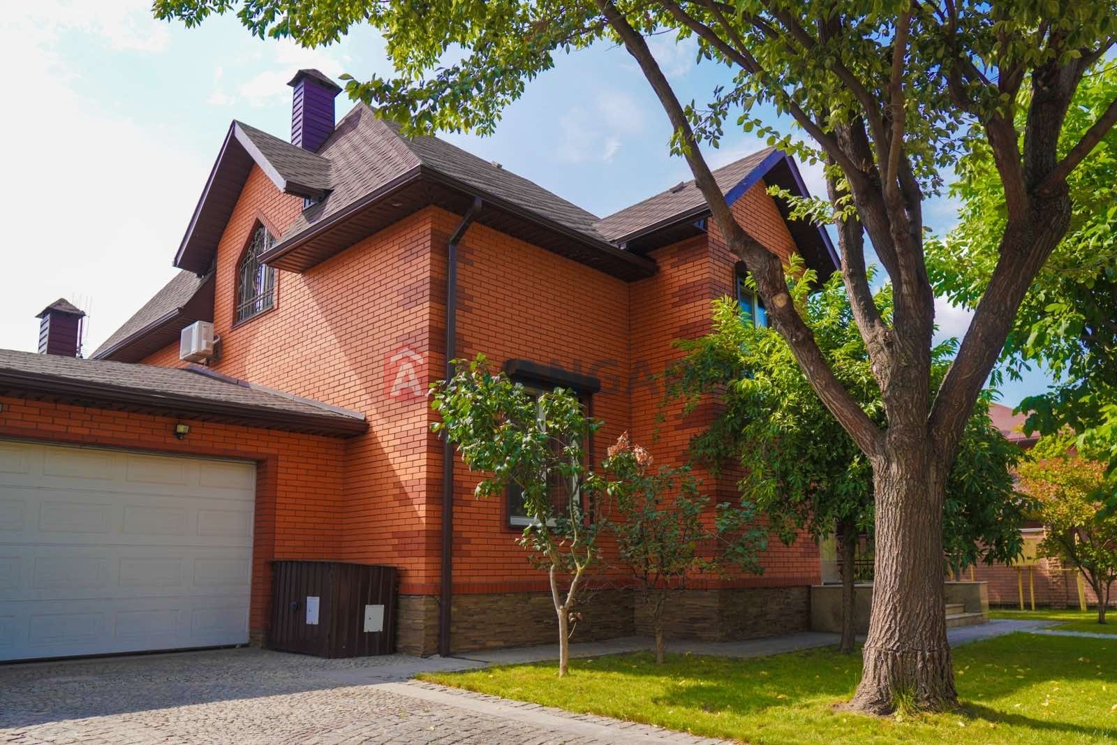 Будинок, 300 кв.м. фото 1 Будинок, 300 кв.м. фото 1