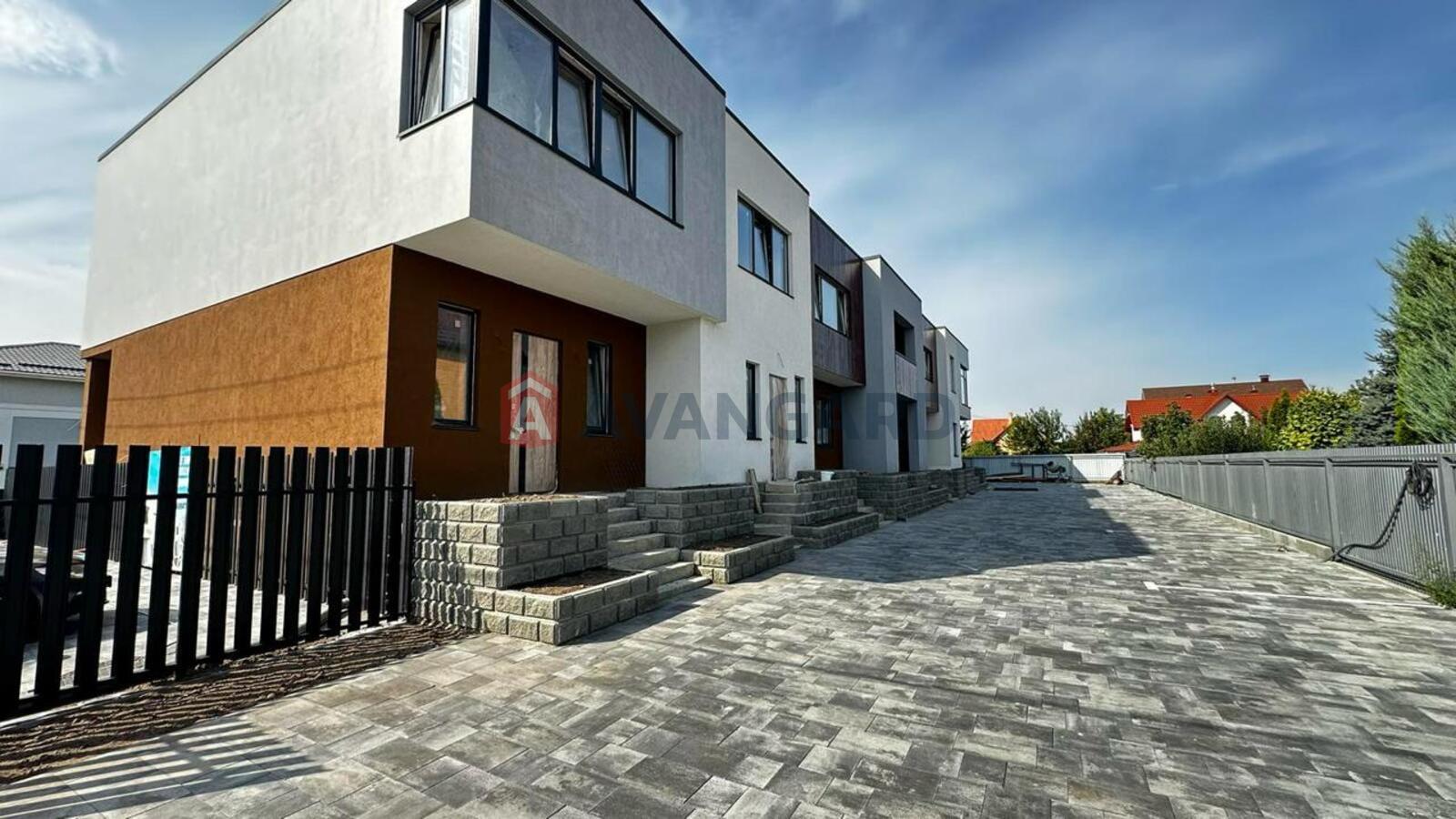 Таунхаус, 119 кв.м. фото 1 Таунхаус, 119 кв.м. фото 1