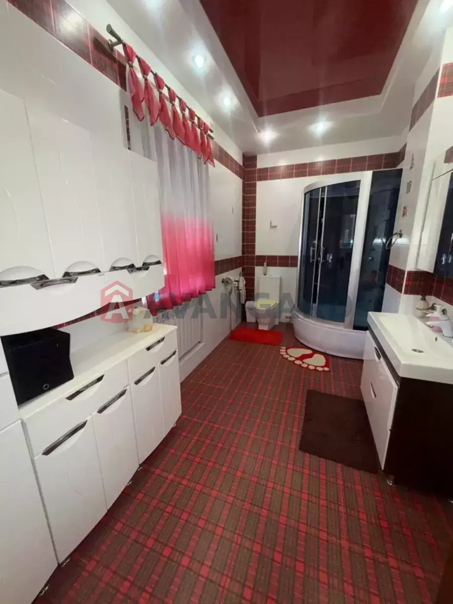Будинок, 300 кв.м. фото 23 Будинок, 300 кв.м. фото 23