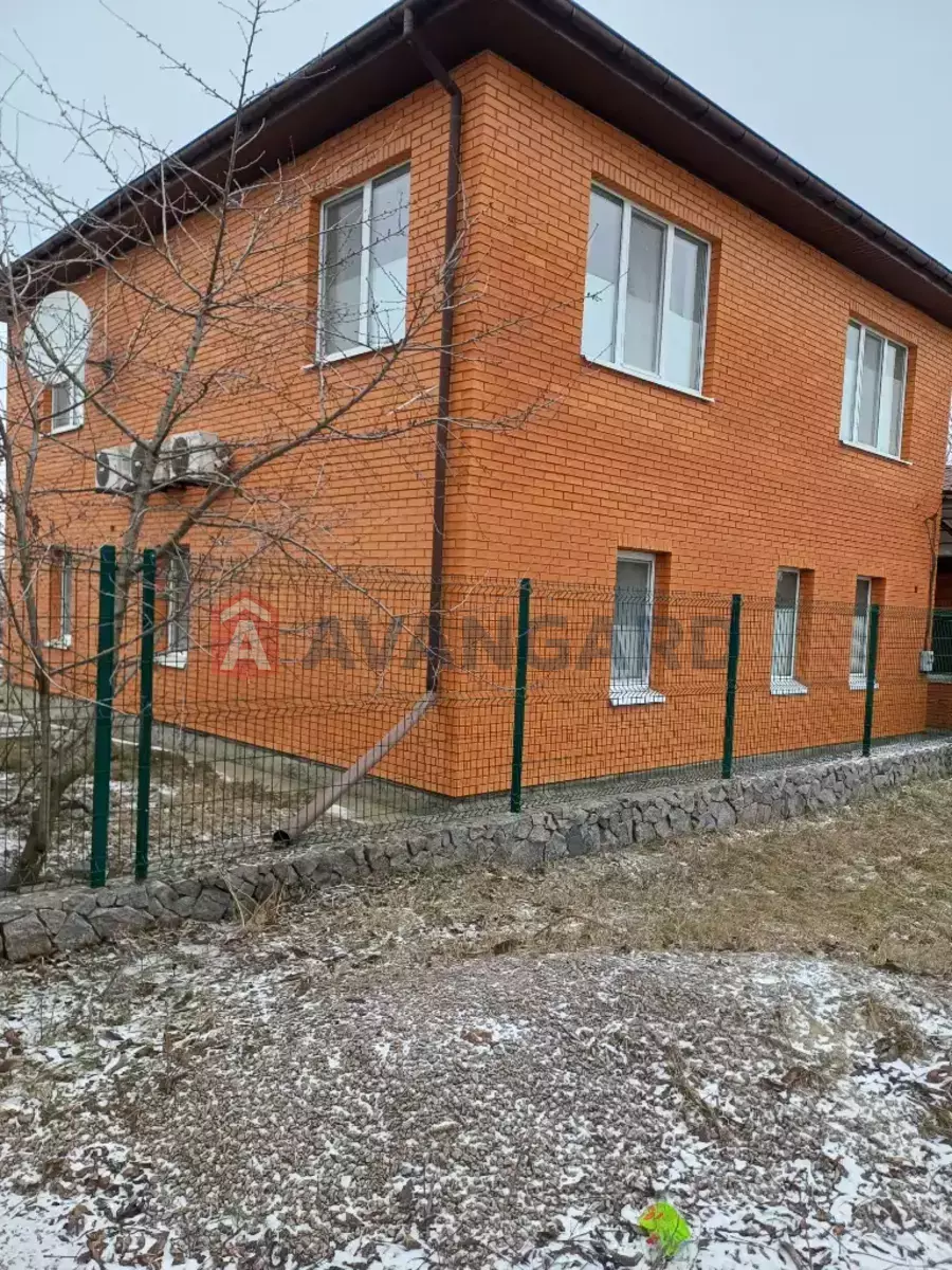 Будинок, 208 кв.м. фото 3 Будинок, 208 кв.м. фото 3