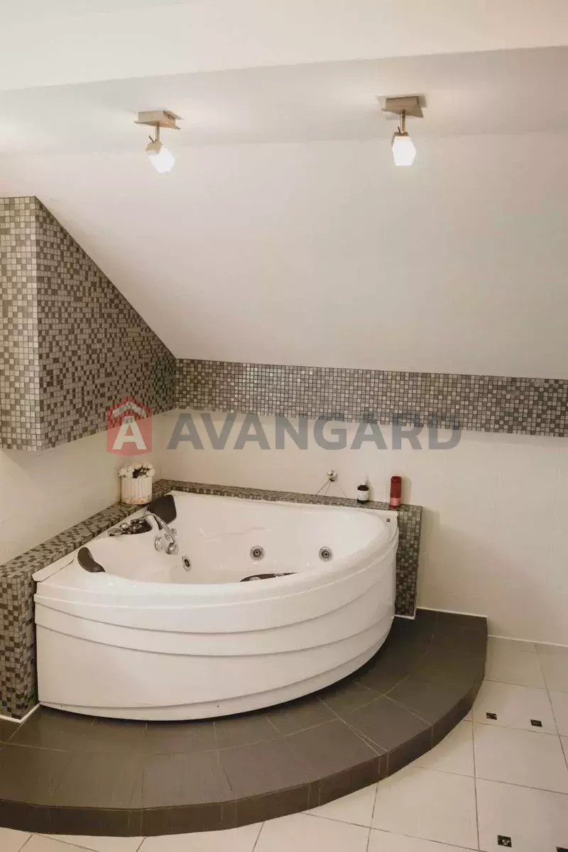 Будинок, 220 кв.м. фото 13 Будинок, 220 кв.м. фото 13