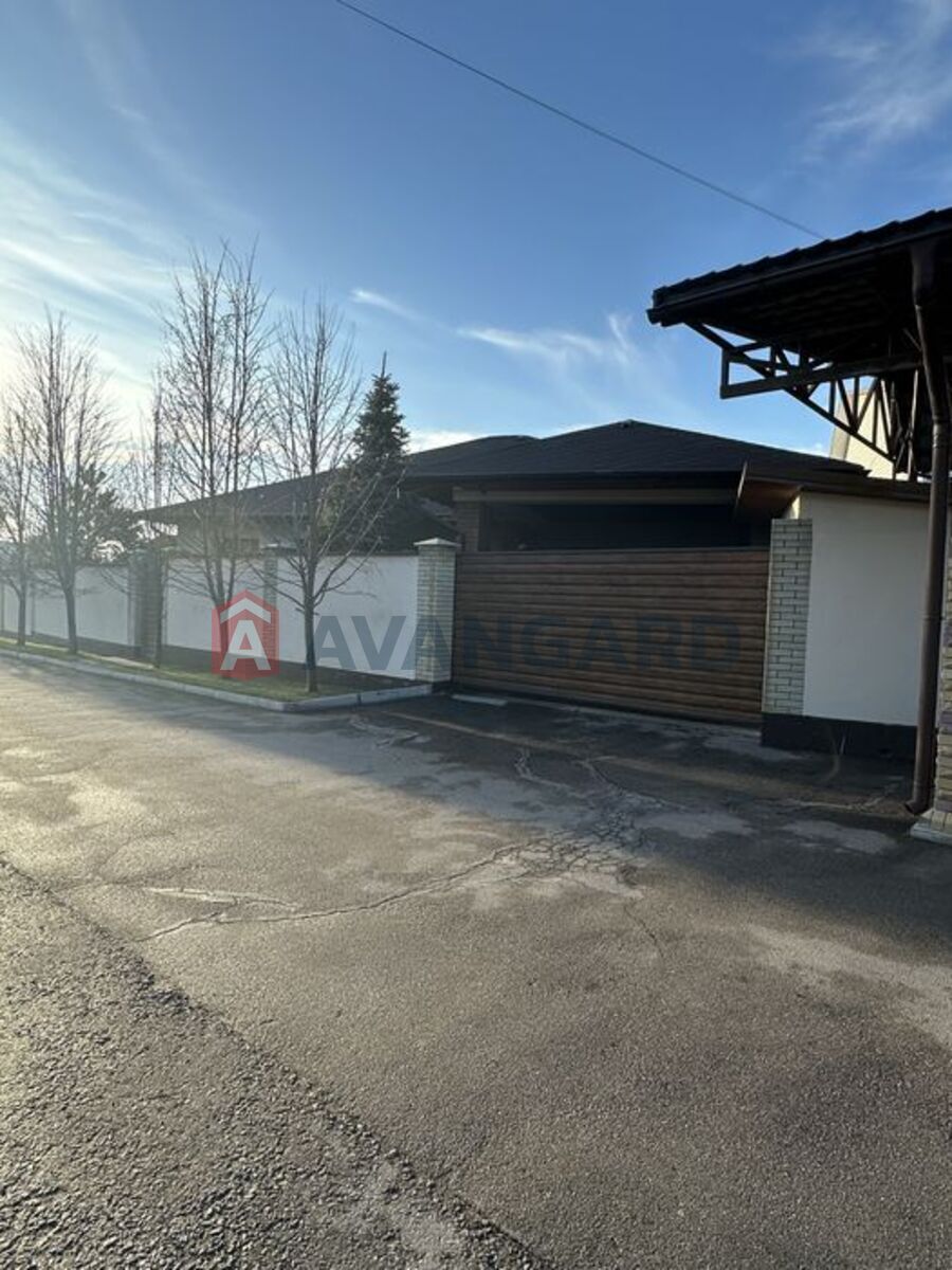 Будинок, 135 кв.м. фото 1 Будинок, 135 кв.м. фото 1