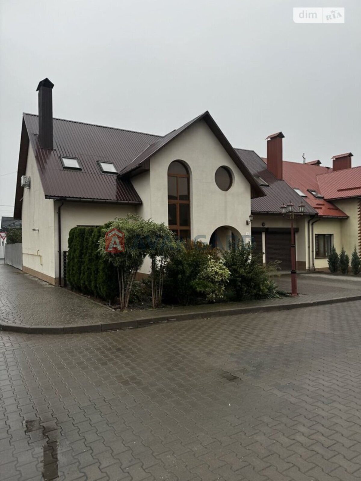 Таунхаус, 240 кв.м. фото 2 Таунхаус, 240 кв.м. фото 2