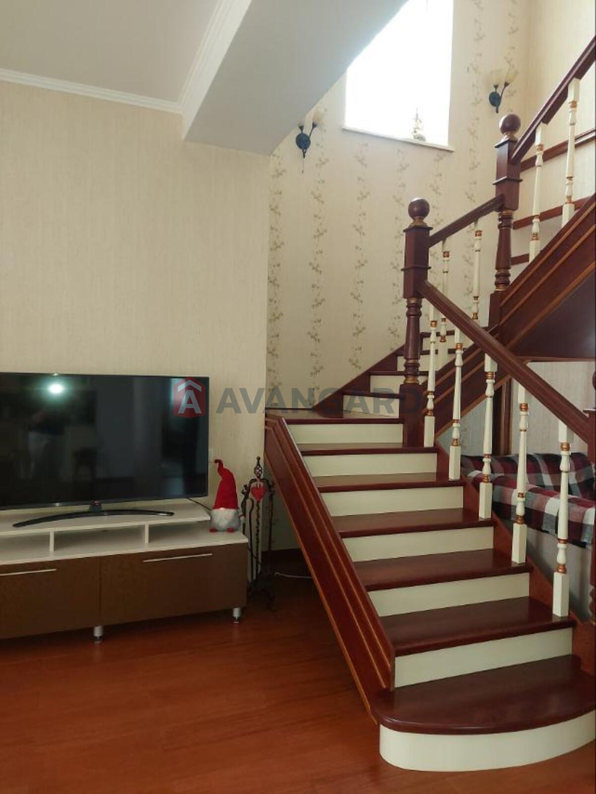 Будинок, 290 кв.м. фото 10 Будинок, 290 кв.м. фото 10