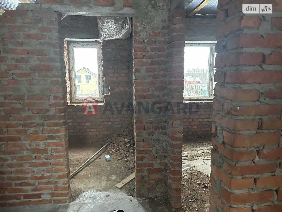 Будинок, 200 кв.м. фото 1 Будинок, 200 кв.м. фото 1