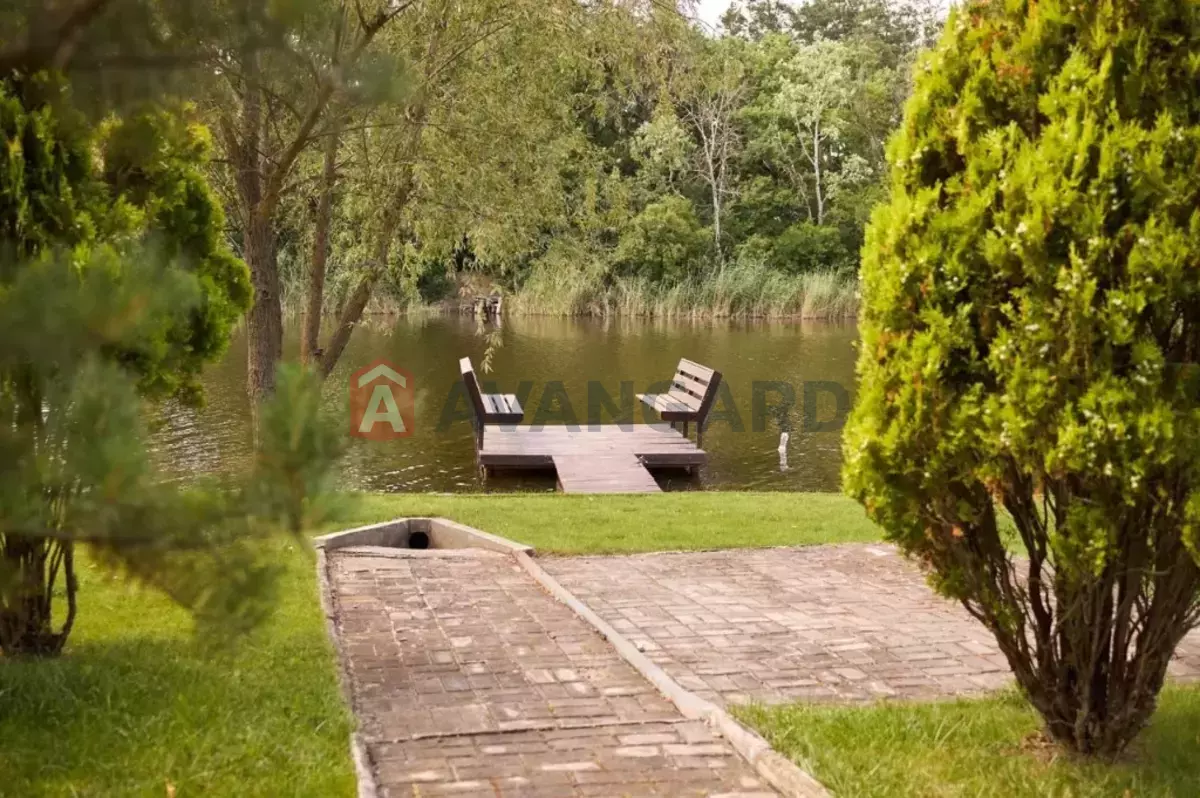 Будинок, 465 кв.м. фото 1 Будинок, 465 кв.м. фото 1